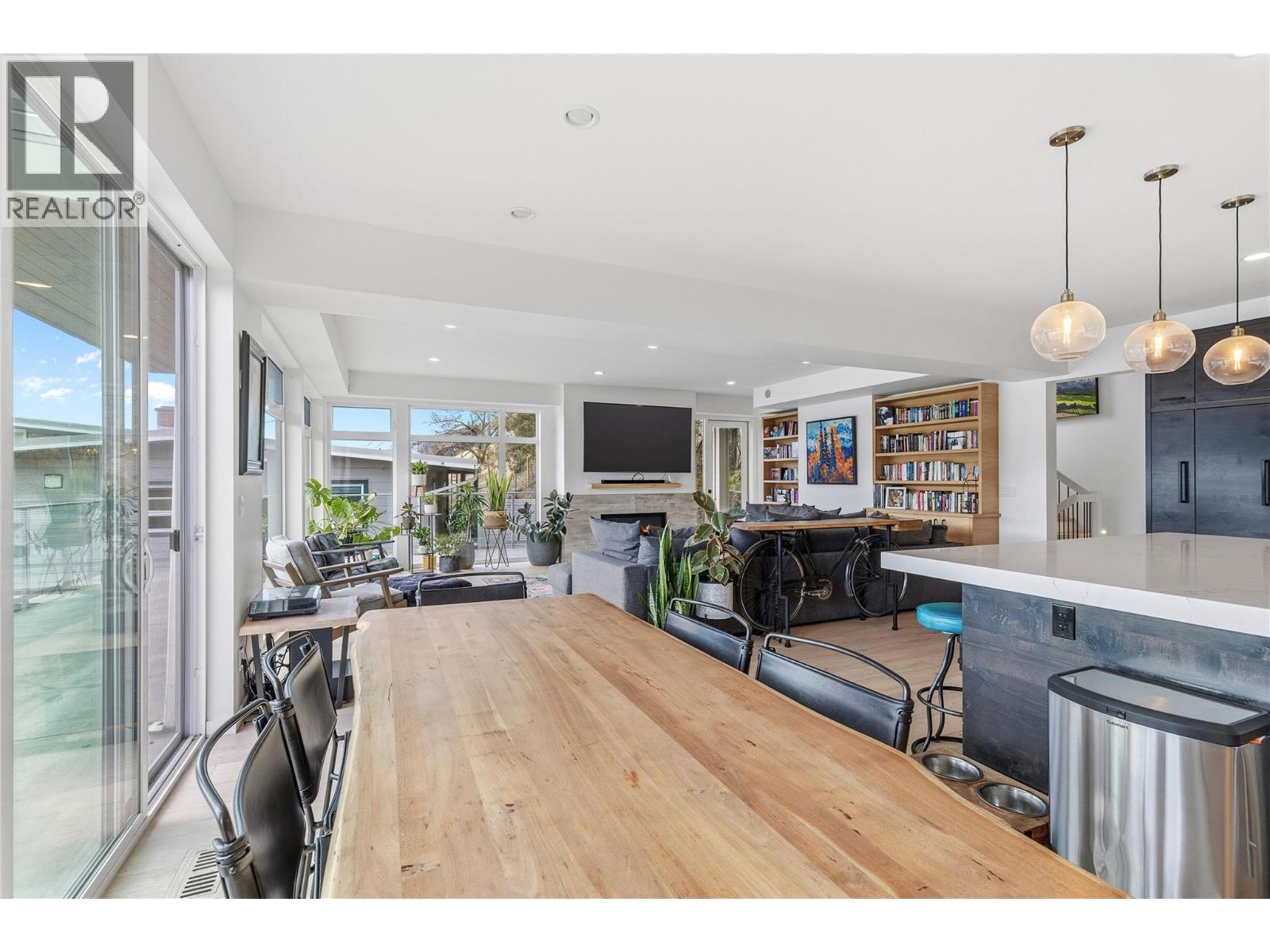 7305 Old Stamp Mill Road, Vernon, British Columbia  V1H 1N2 - Photo 19 - 10367186