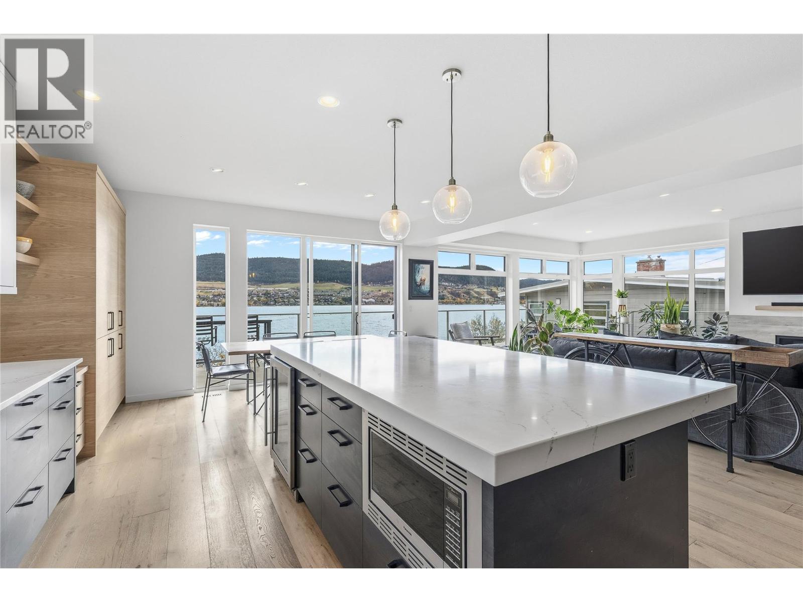 7305 Old Stamp Mill Road, Vernon, British Columbia  V1H 1N2 - Photo 23 - 10367186