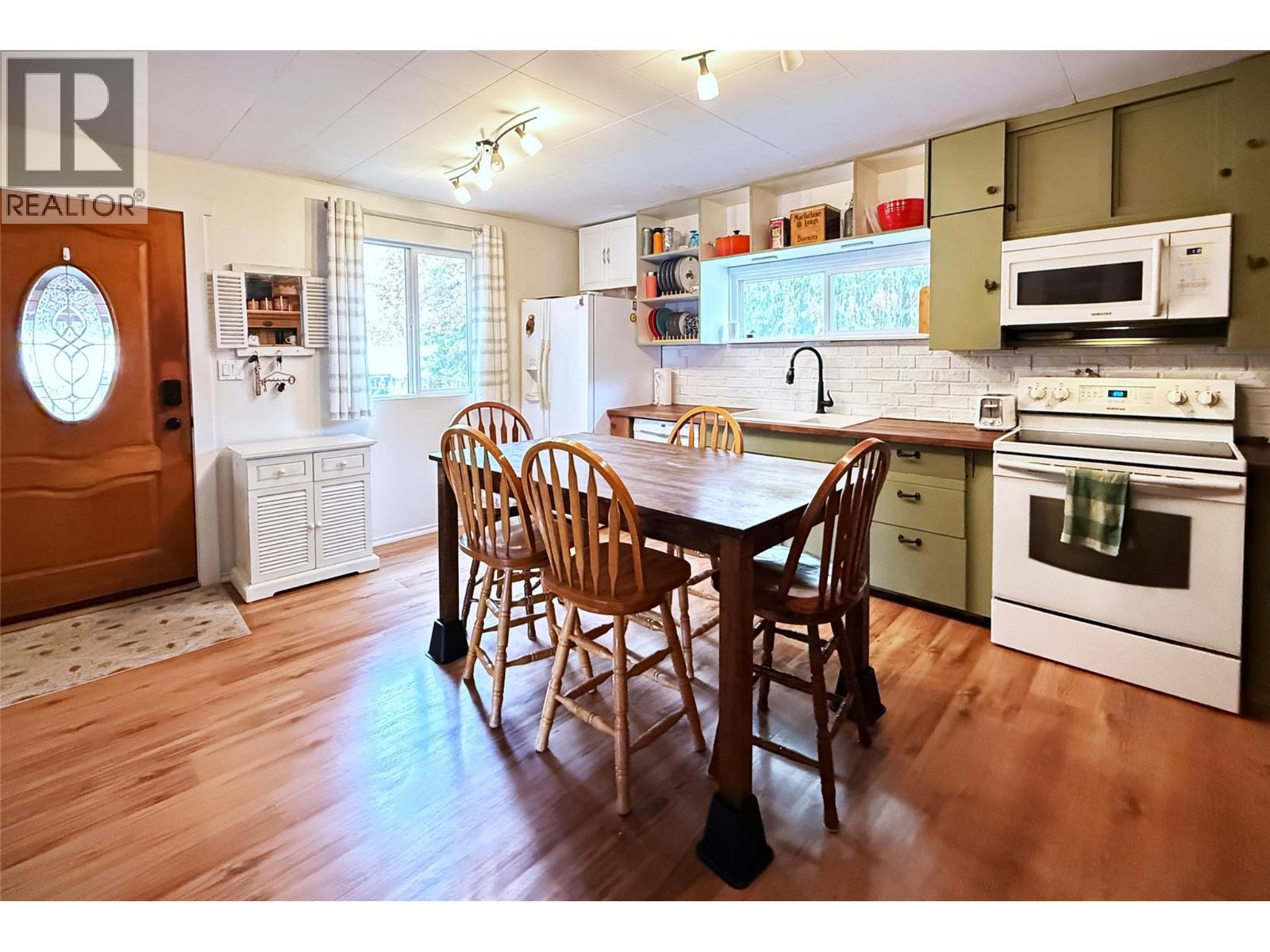 7310 51 Street Ne, Salmon Arm, British Columbia  V0E 1K0 - Photo 7 - 10367308