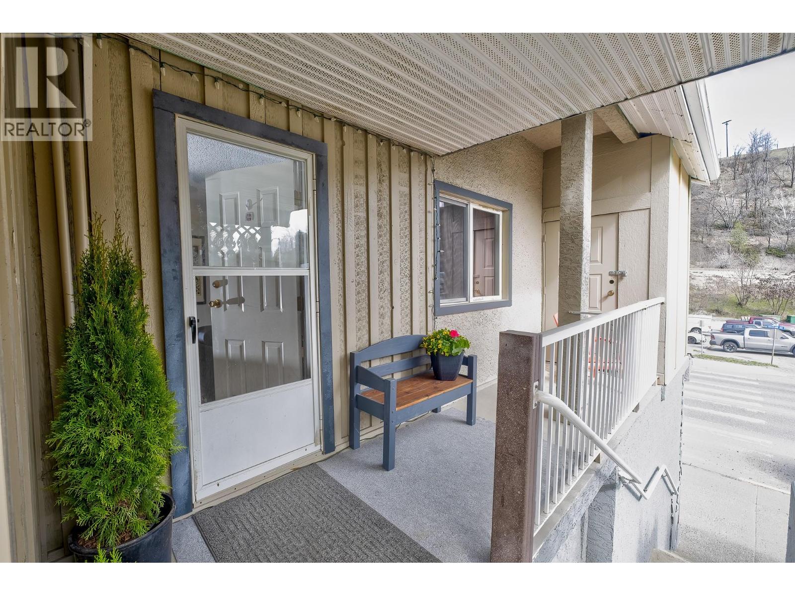 792 Rossland Avenue, Trail, British Columbia  V1R 3N3 - Photo 13 - 10367132