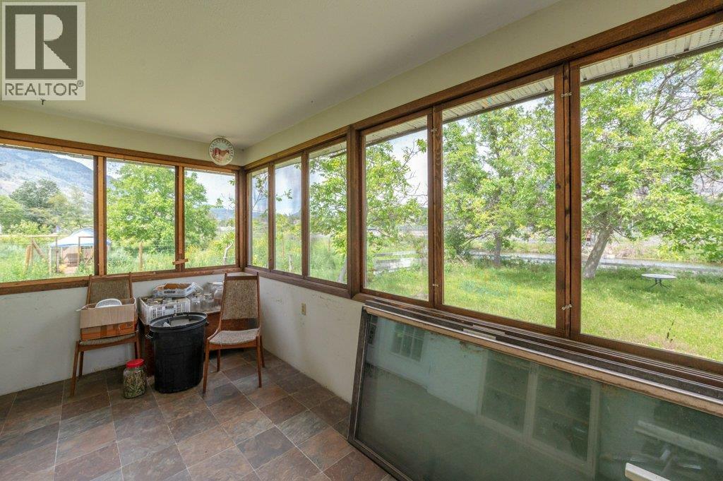 294 Road 18 Road, Oliver, British Columbia  V0H 1T1 - Photo 11 - 10367371