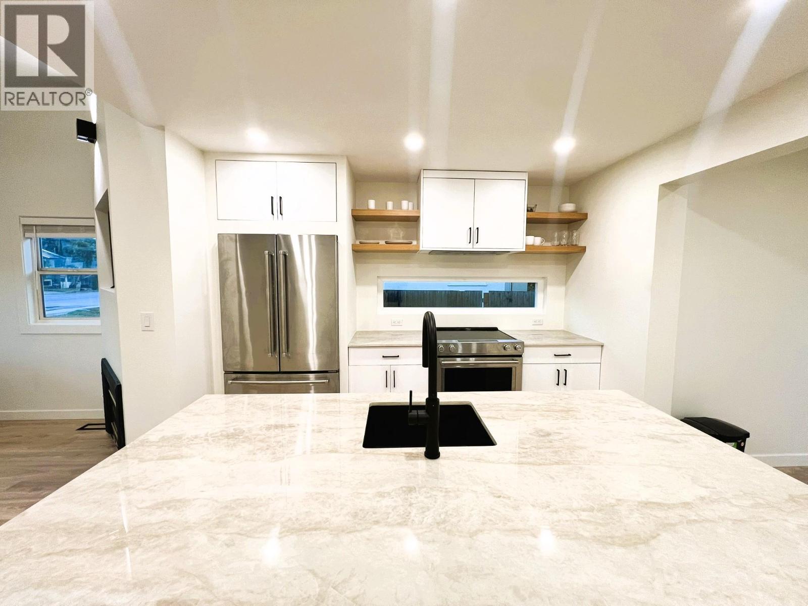 2174 Richter Avenue, Kelowna, British Columbia  V1Y 2P1 - Photo 6 - 10367294