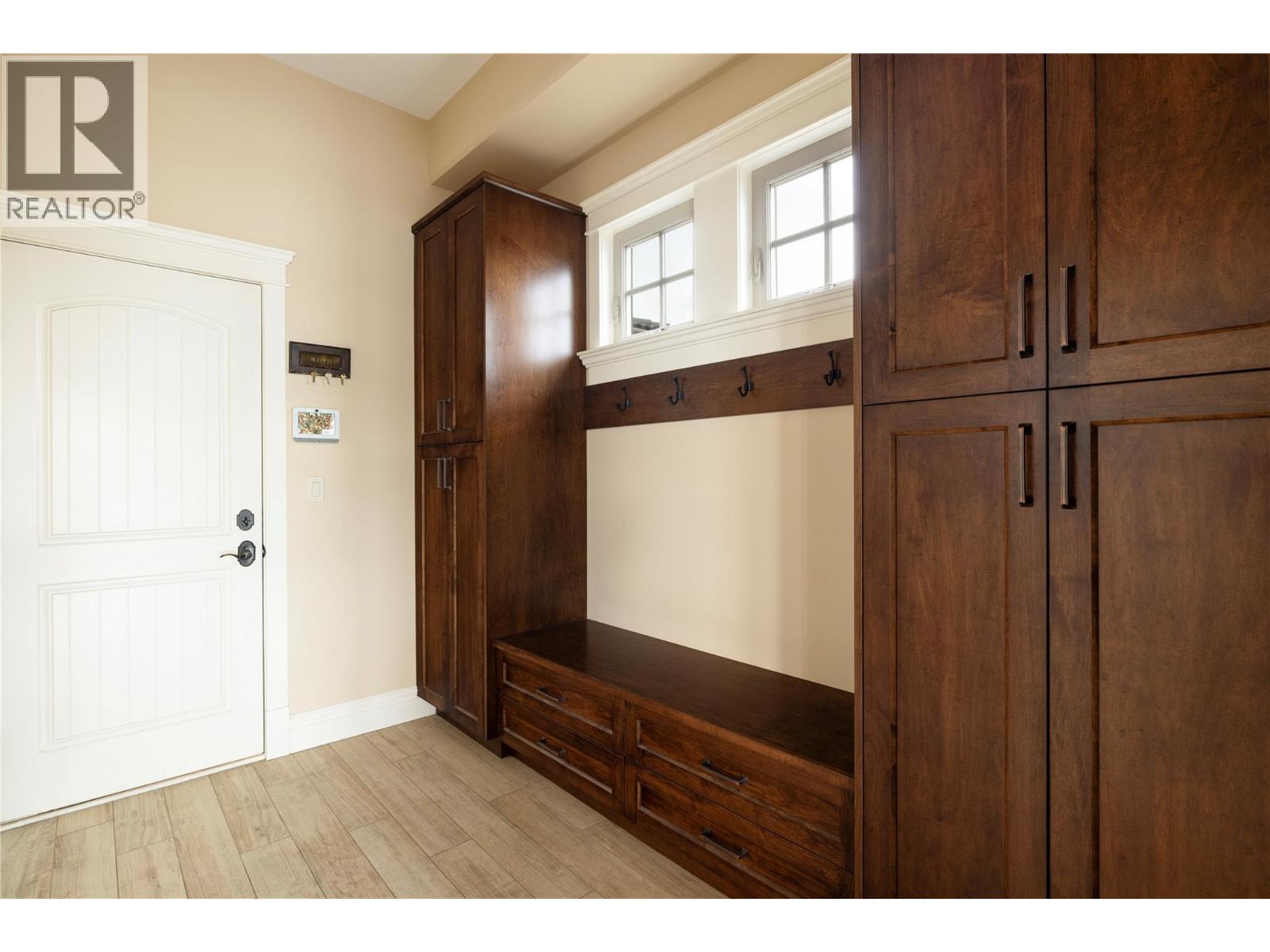 108 Vineyard Way, Vernon, British Columbia  V1H 1Z7 - Photo 30 - 10367349