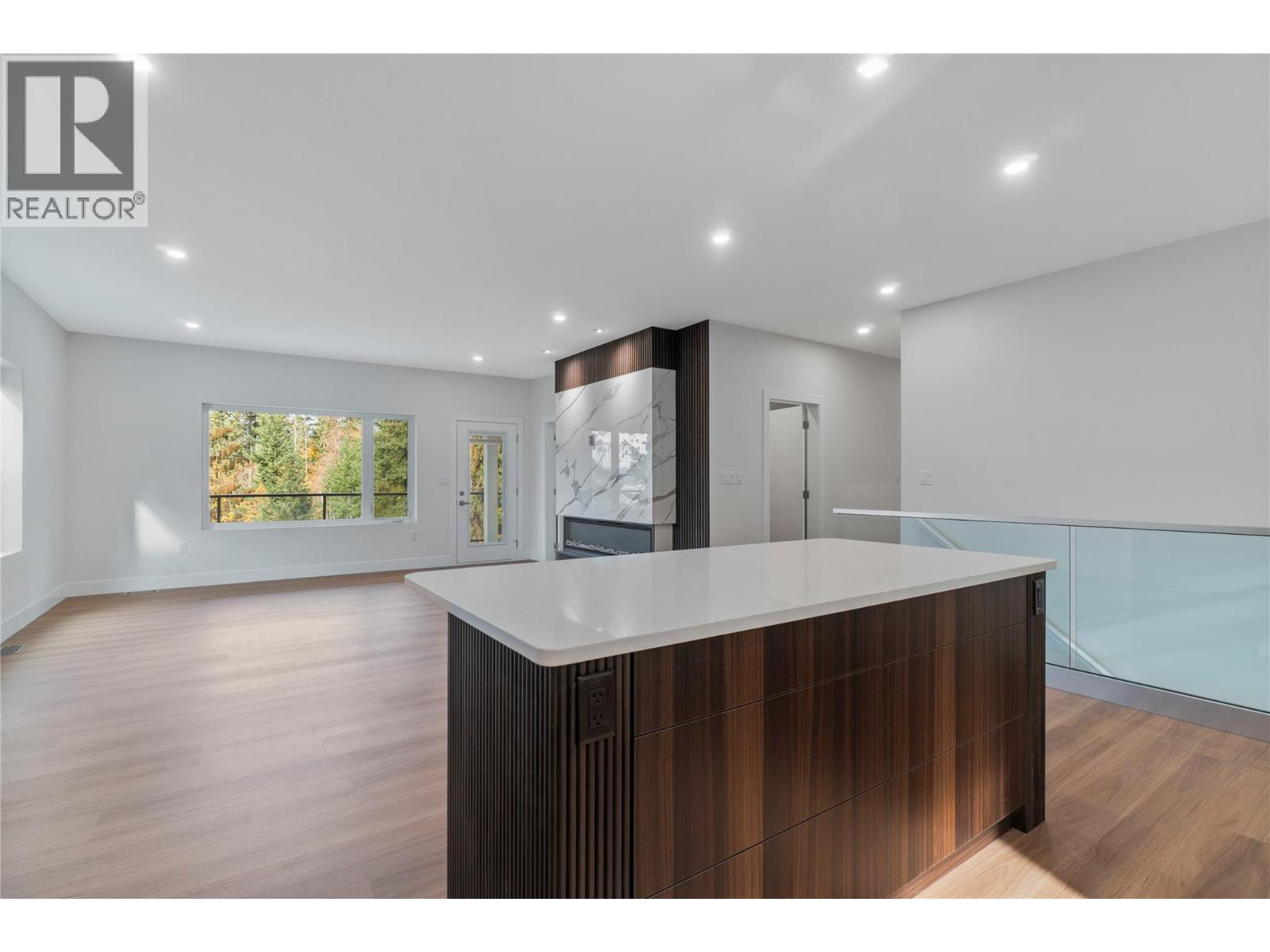 633 9 Street Se, Salmon Arm, British Columbia  V1E 2C2 - Photo 24 - 10366804