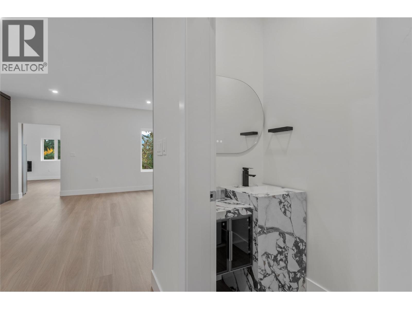 633 9 Street Se, Salmon Arm, British Columbia  V1E 2C2 - Photo 51 - 10366804