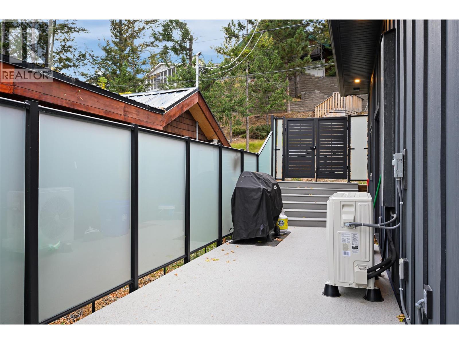 1614 Lower Lakeview Lane, Invermere, British Columbia  V0A 1K4 - Photo 23 - 10365927