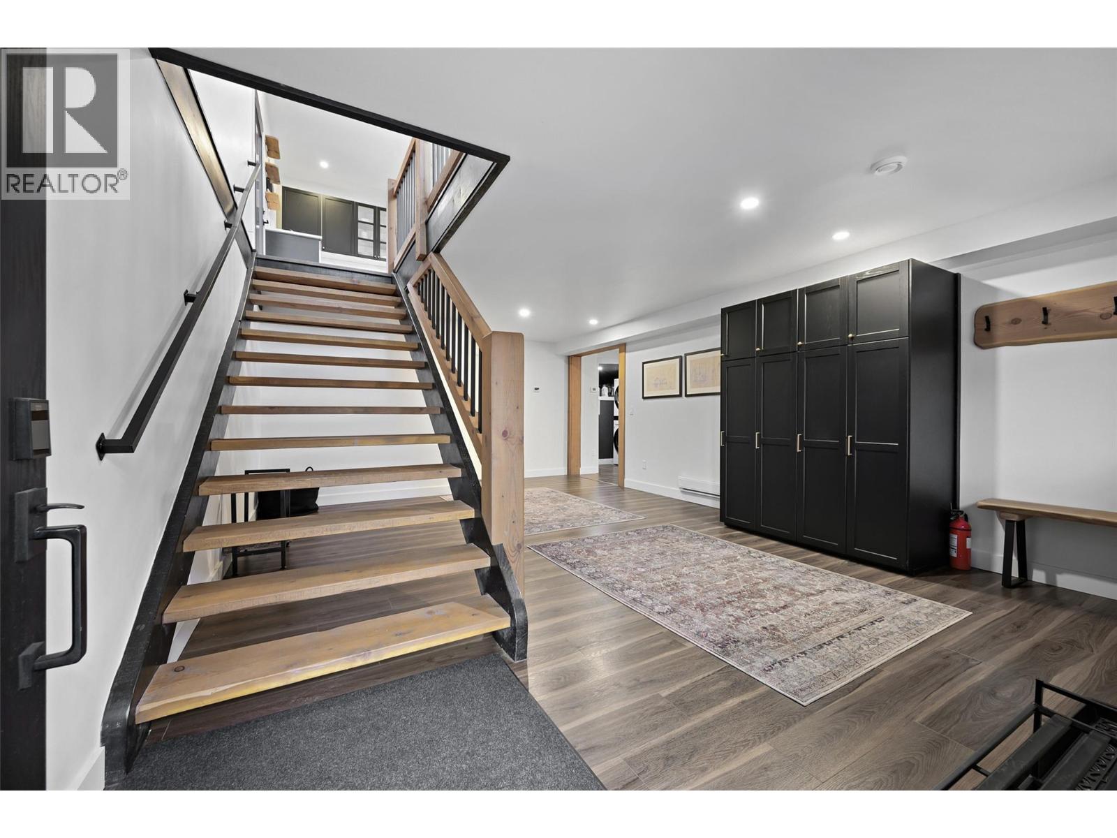 1614 Lower Lakeview Lane, Invermere, British Columbia  V0A 1K4 - Photo 35 - 10365927