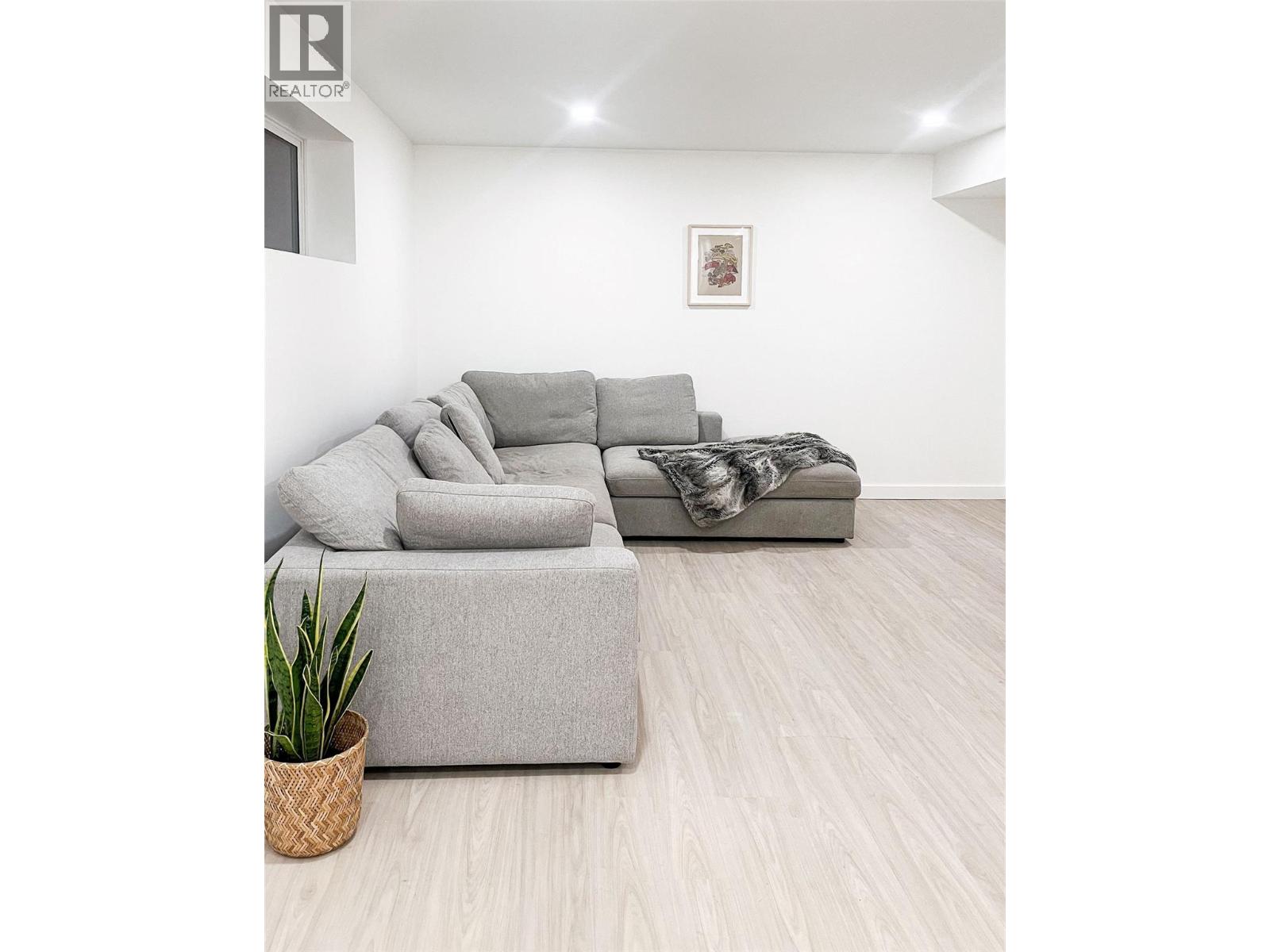 815 Fourth Street E, Revelstoke, British Columbia  V0E 2S0 - Photo 24 - 10365720