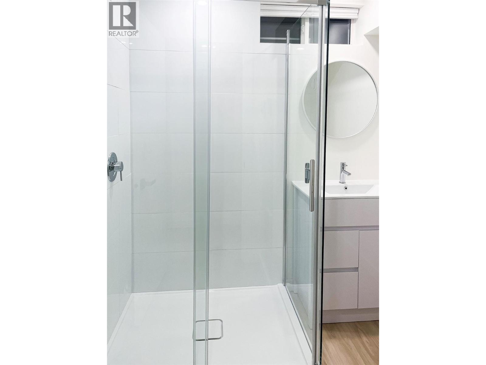 815 Fourth Street E, Revelstoke, British Columbia  V0E 2S0 - Photo 26 - 10365720