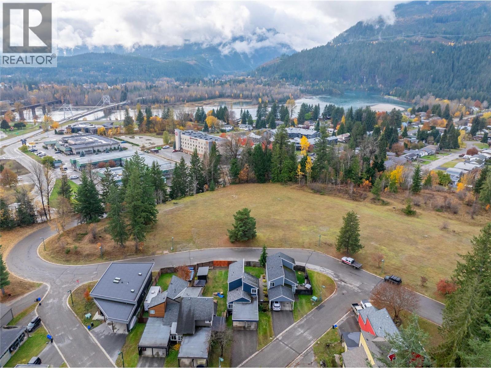 141 Greely Crescent, Revelstoke, British Columbia  V0E 2S0 - Photo 25 - 10367381