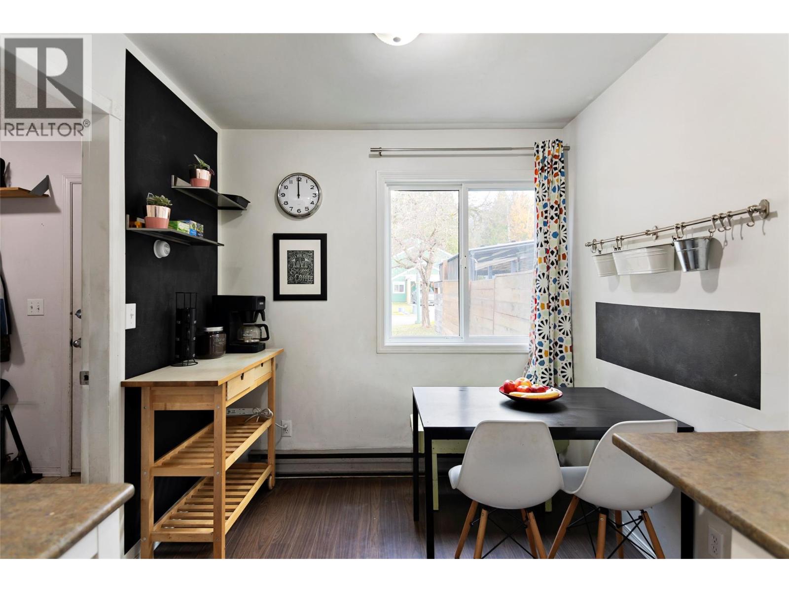 141 Greely Crescent, Revelstoke, British Columbia  V0E 2S0 - Photo 5 - 10367381