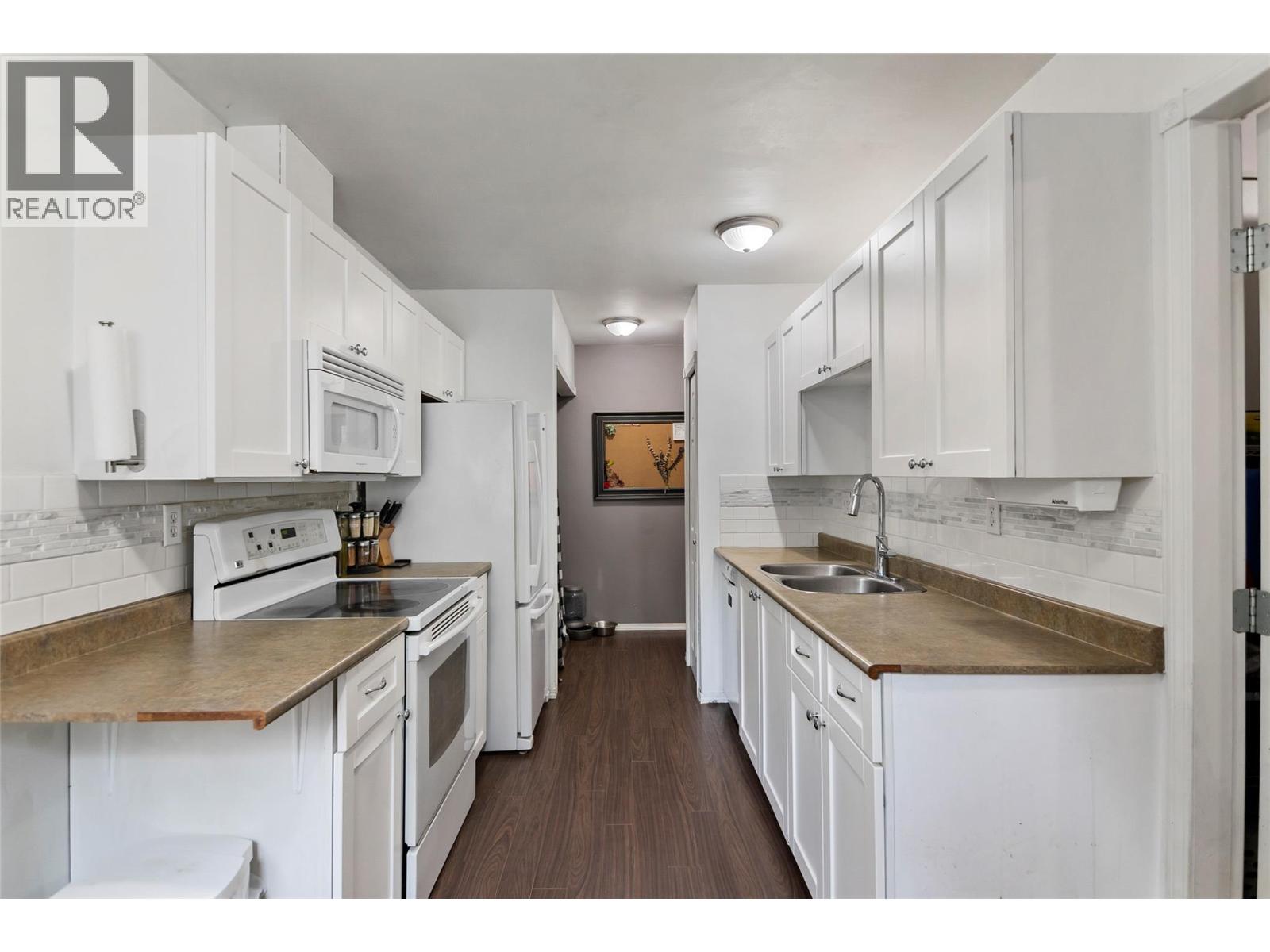 141 Greely Crescent, Revelstoke, British Columbia  V0E 2S0 - Photo 7 - 10367381