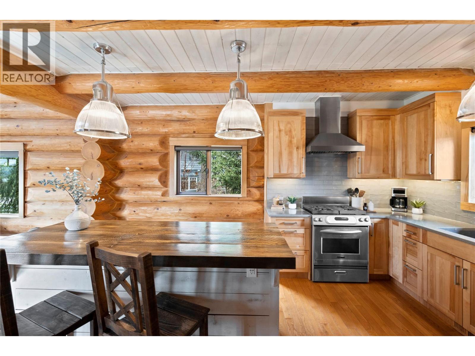 3667 Braelyn Road, Tappen, British Columbia  V0E 2X1 - Photo 17 - 10367202