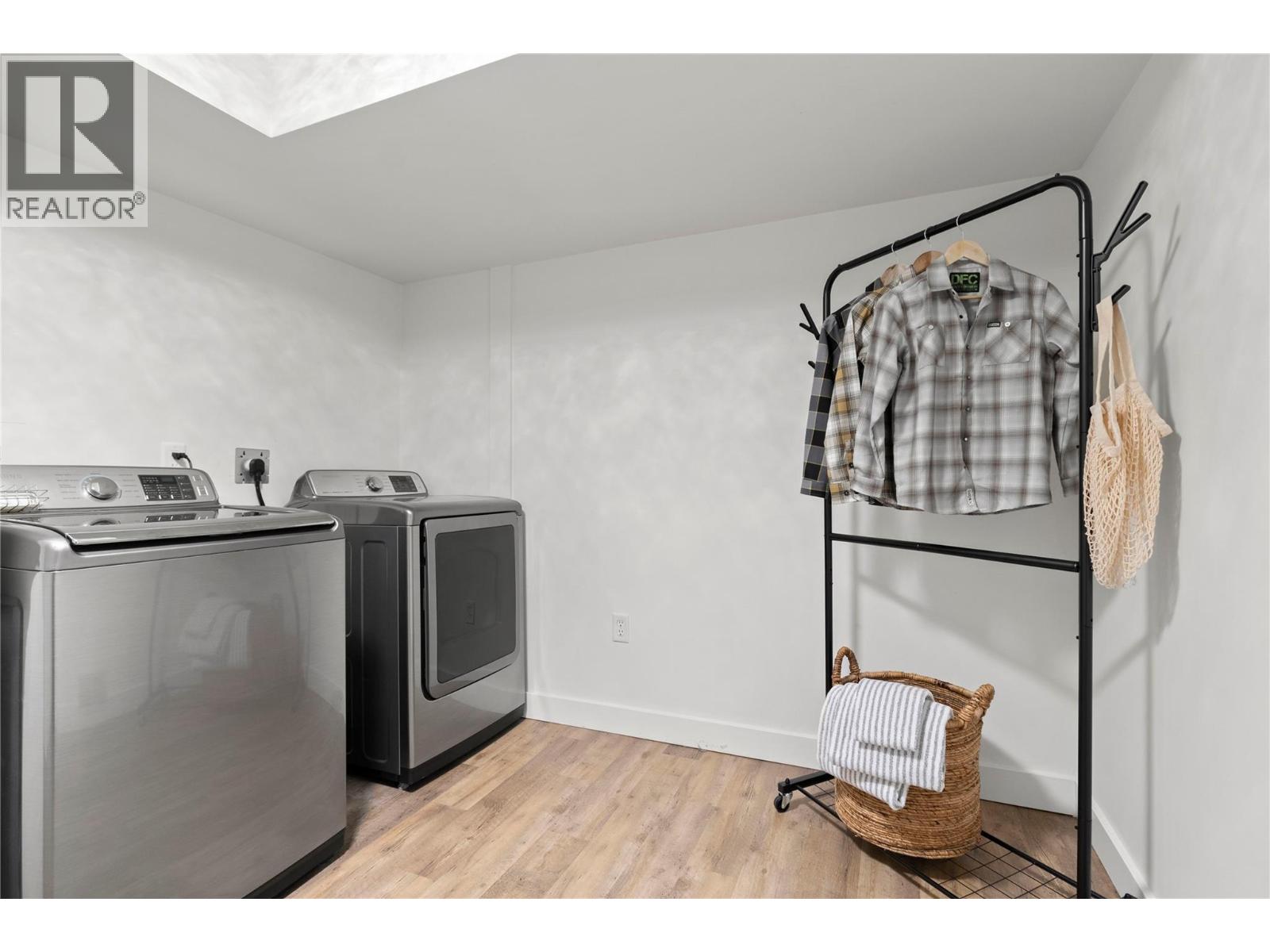 3667 Braelyn Road, Tappen, British Columbia  V0E 2X1 - Photo 44 - 10367202