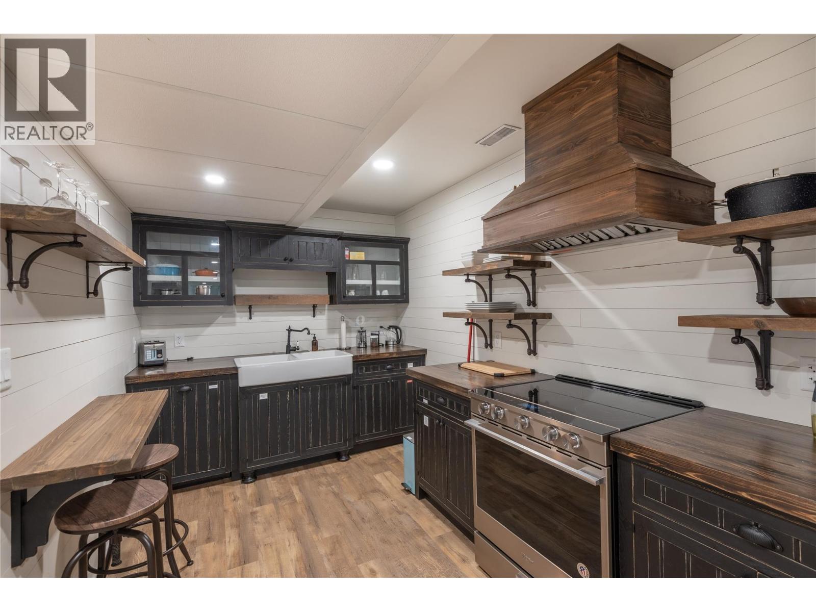 3667 Braelyn Road, Tappen, British Columbia  V0E 2X1 - Photo 48 - 10367202