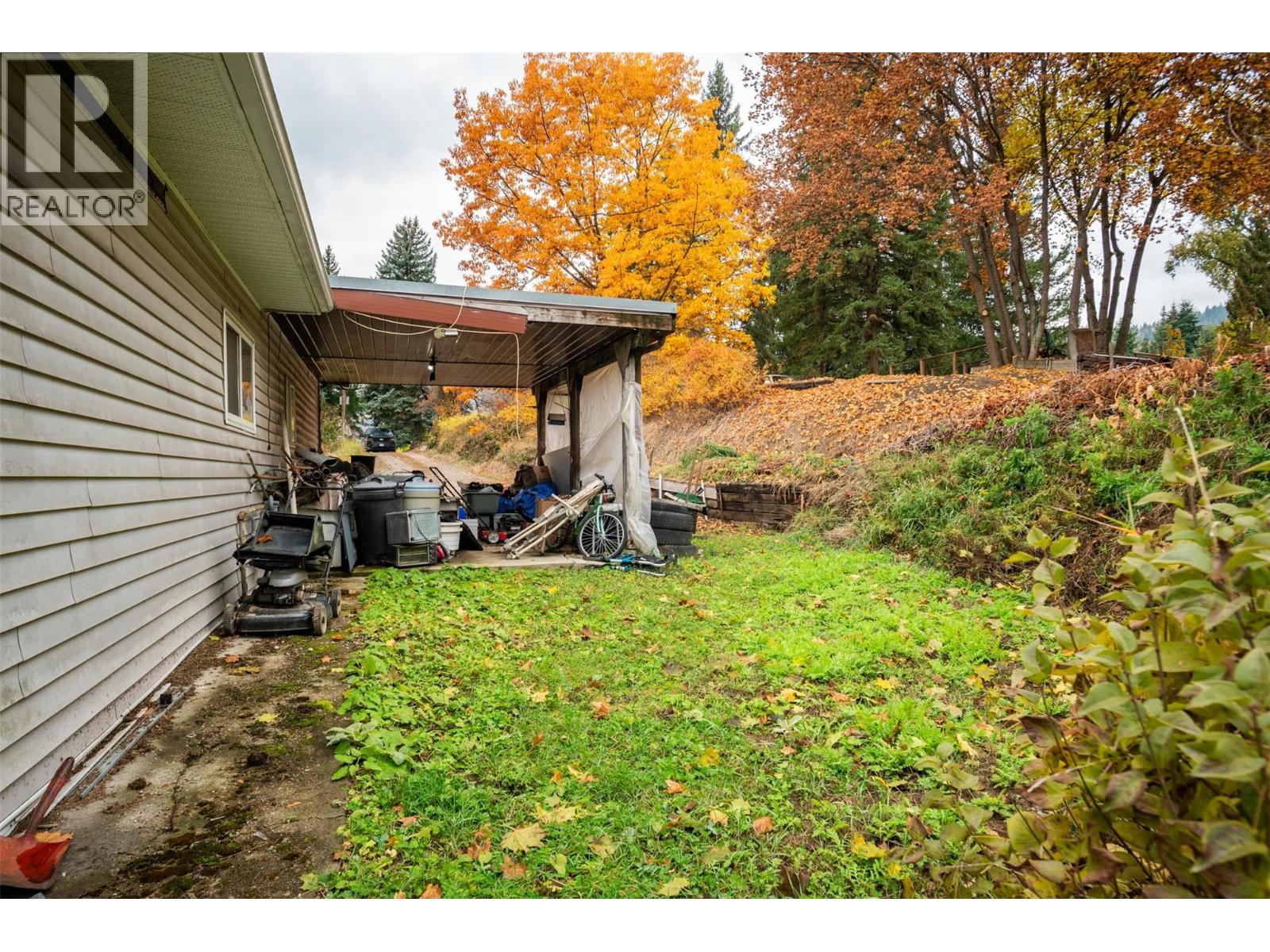 1976 Watson Lane, Fruitvale, British Columbia  V0G 1L1 - Photo 34 - 10367081