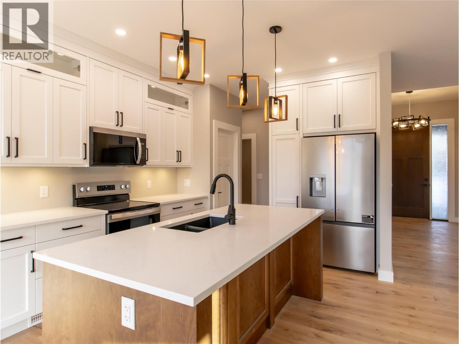 1721 9 Street Se, Salmon Arm, British Columbia  V1E 0G9 - Photo 14 - 10367508