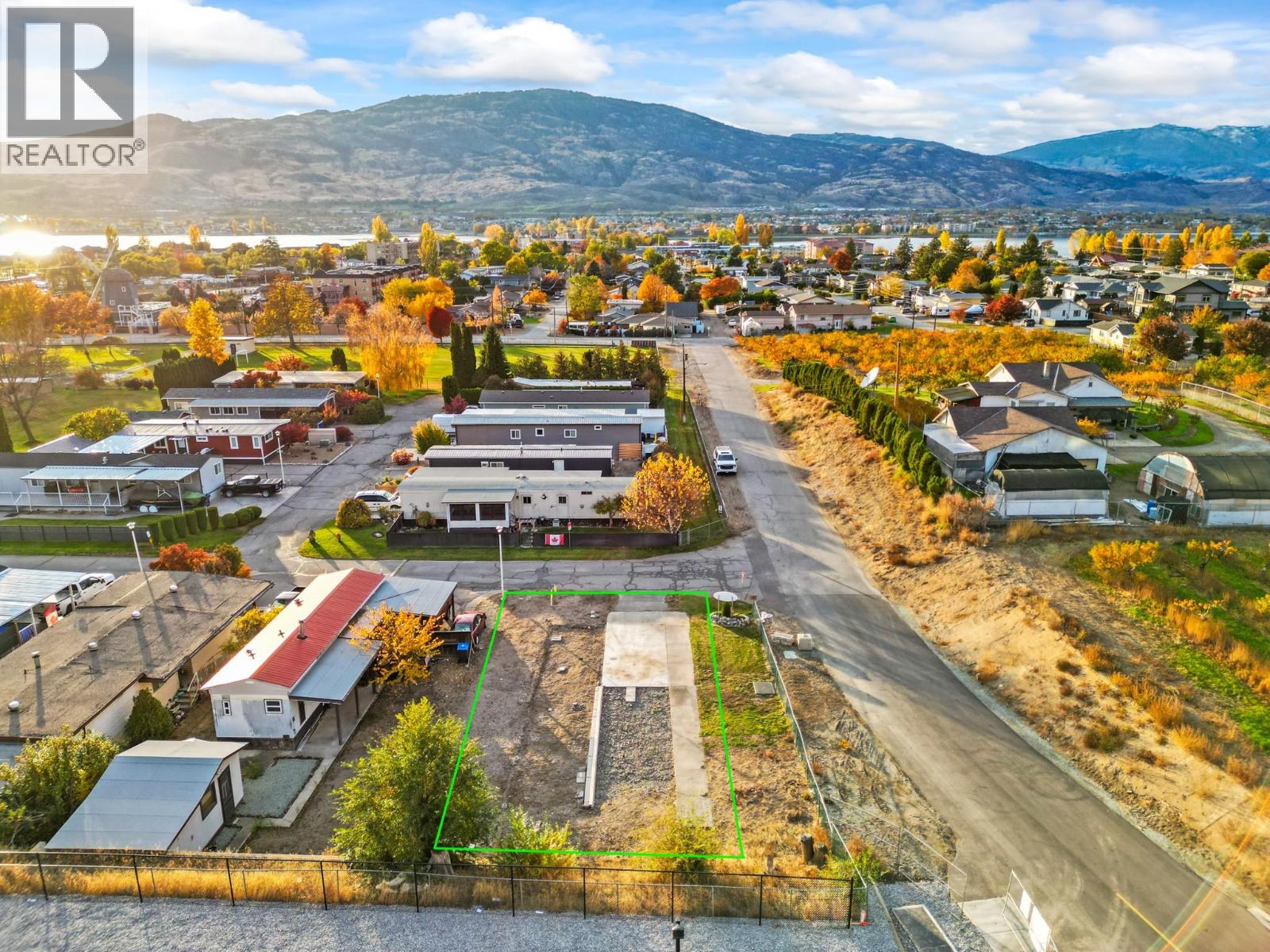 4911 Cedar Lane Unit# 30, Osoyoos, British Columbia  V0H 1V3 - Photo 12 - 10367475