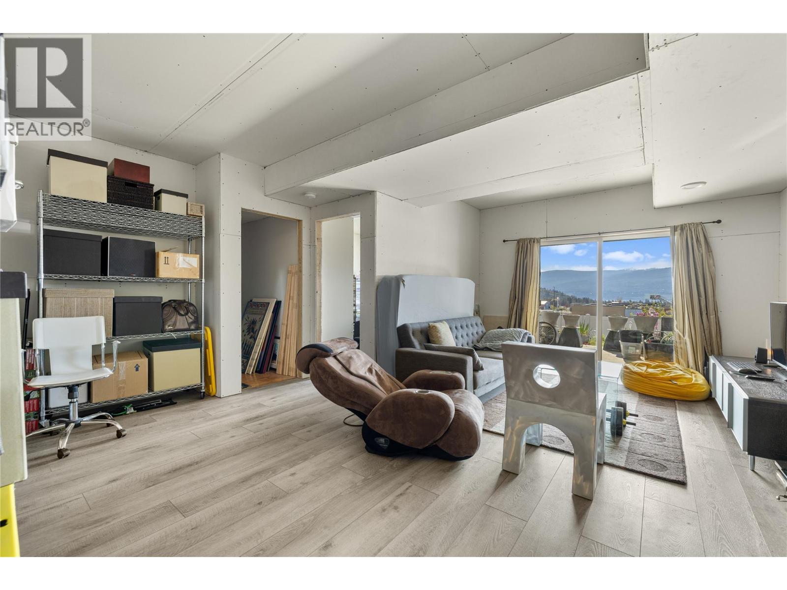 2353 Hawks Boulevard, West Kelowna, British Columbia  V4T 0A7 - Photo 32 - 10367451