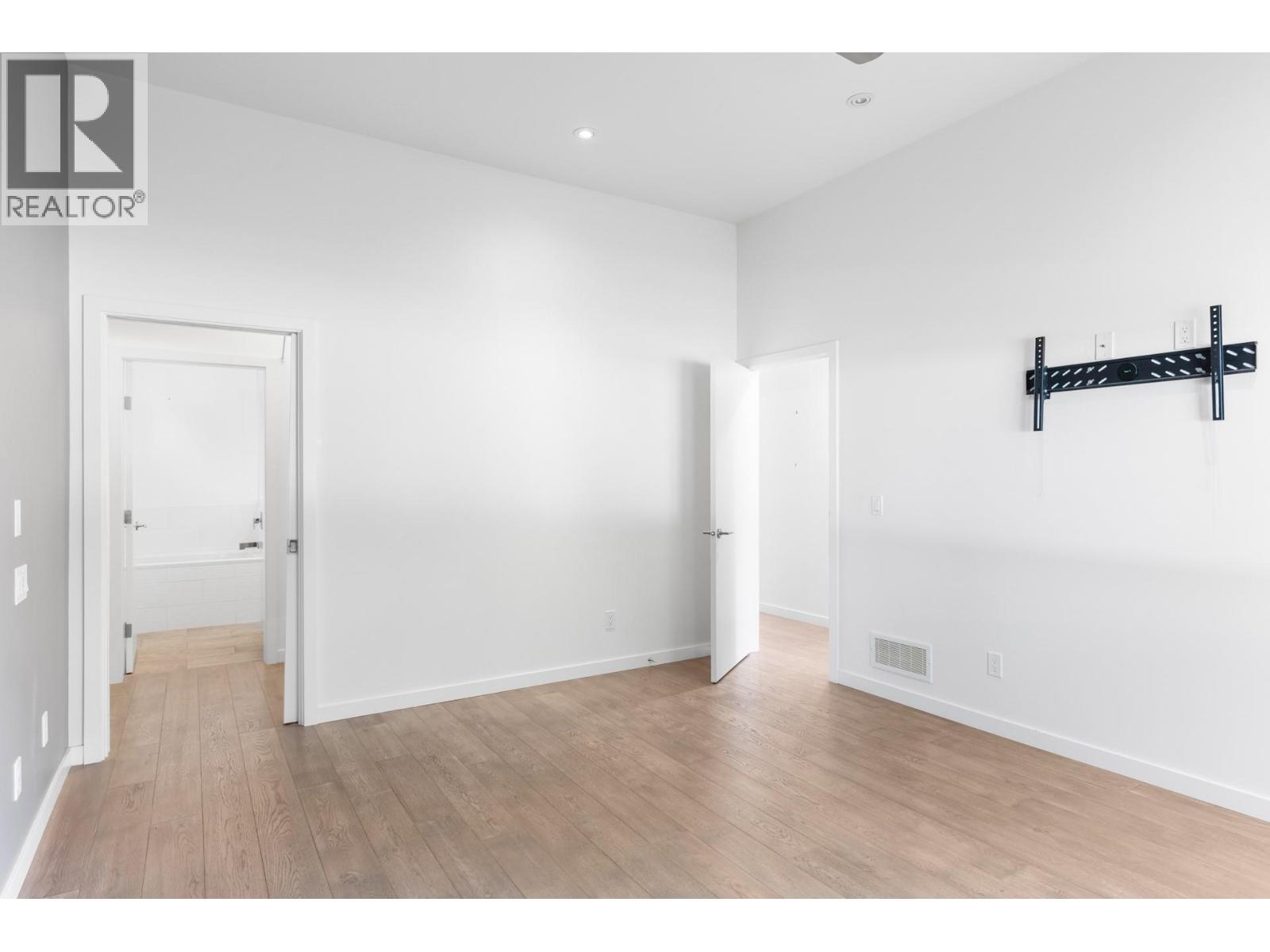 443 Christleton Avenue, Kelowna, British Columbia  V1Y 5H9 - Photo 20 - 10367139