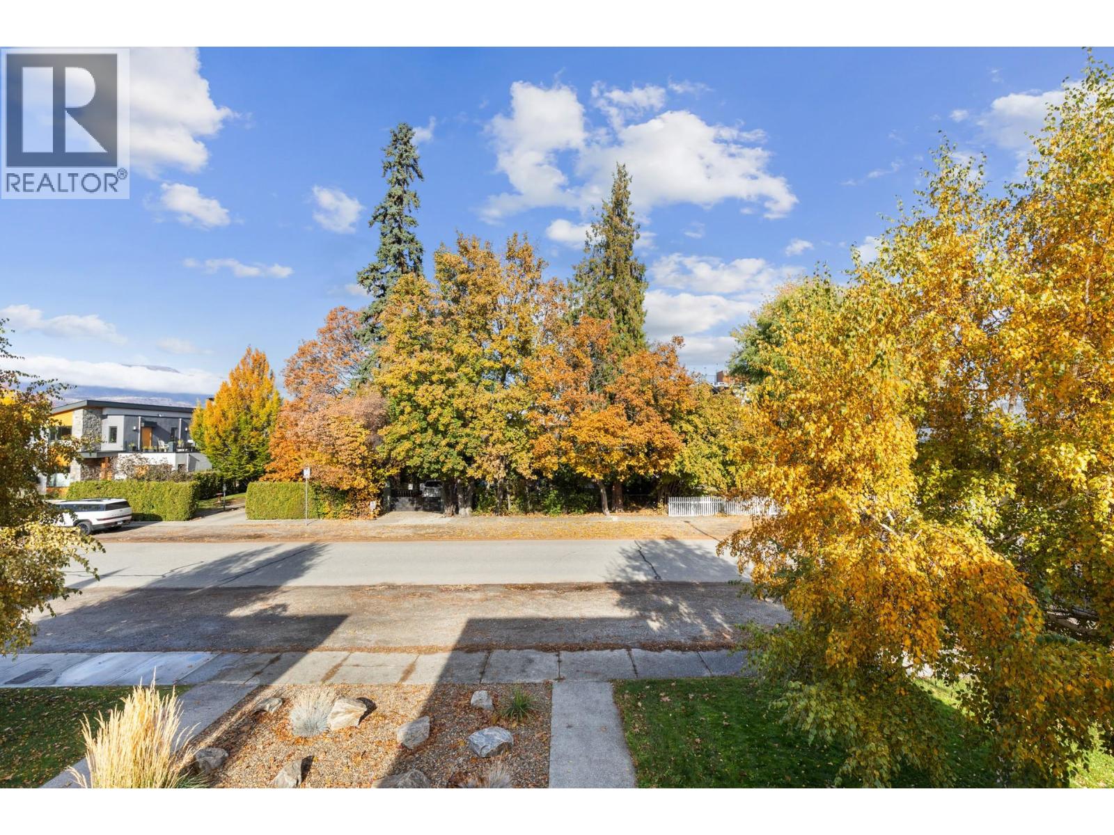443 Christleton Avenue, Kelowna, British Columbia  V1Y 5H9 - Photo 38 - 10367139