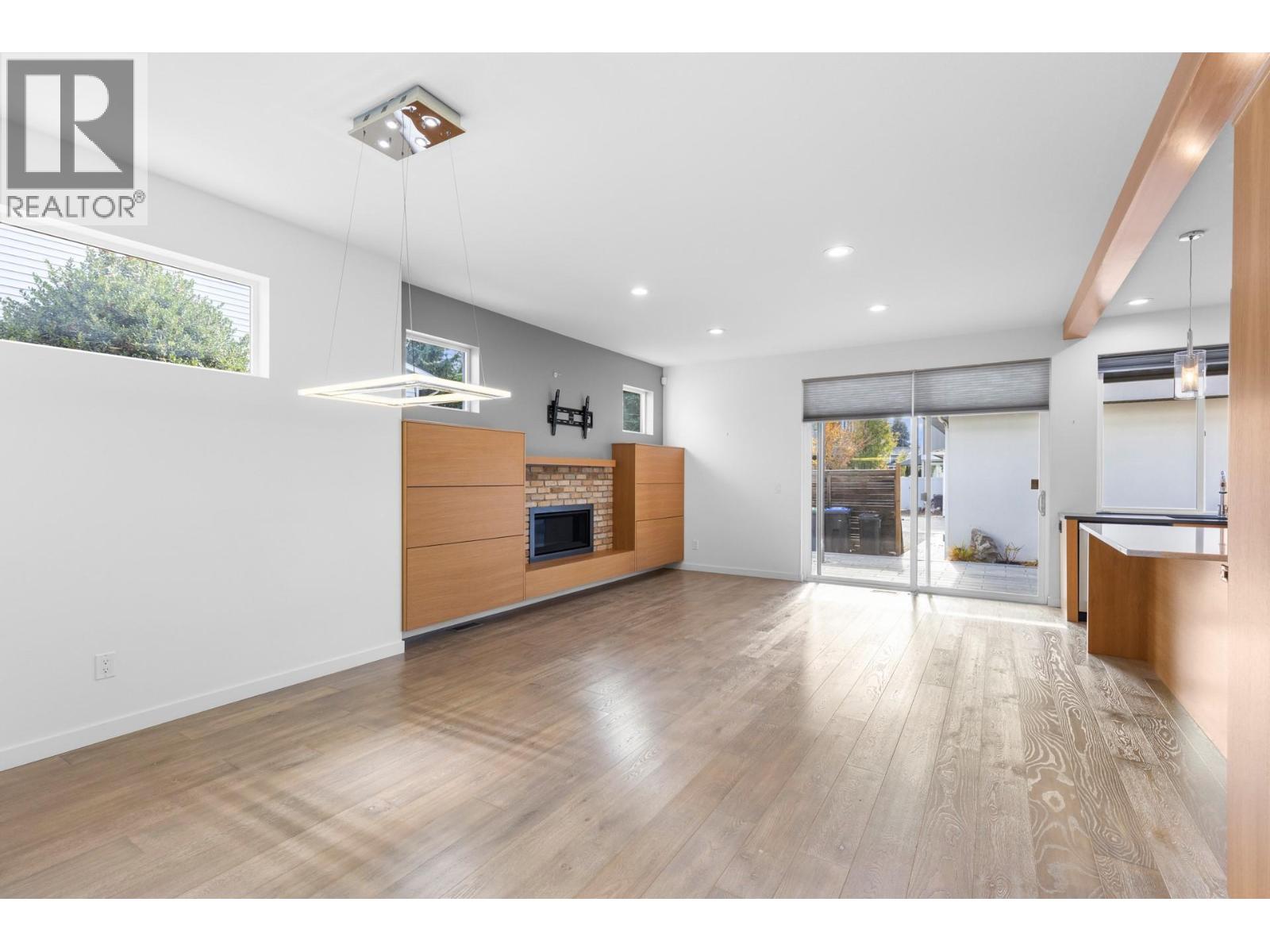 443 Christleton Avenue, Kelowna, British Columbia  V1Y 5H9 - Photo 5 - 10367139