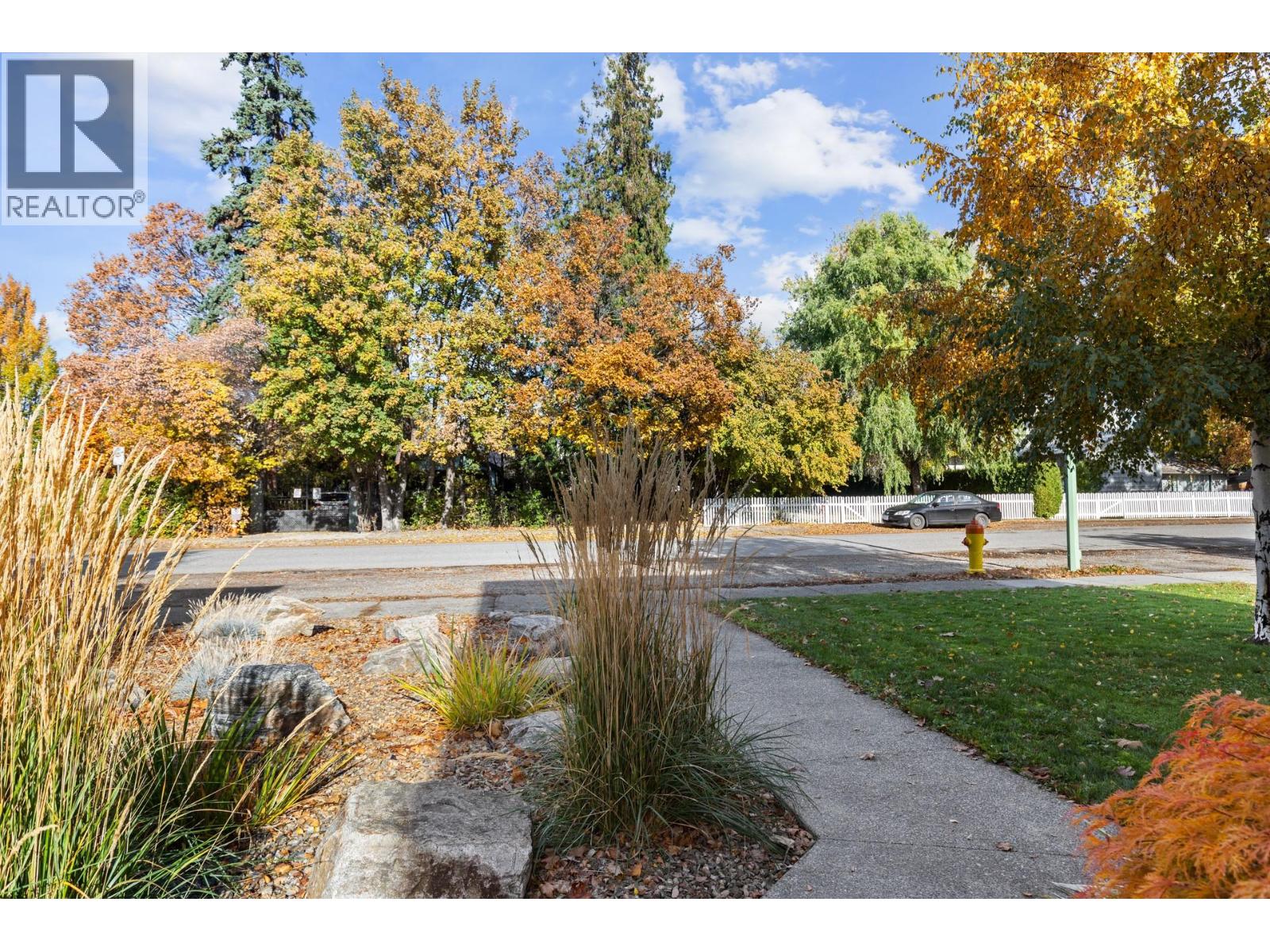 443 Christleton Avenue, Kelowna, British Columbia  V1Y 5H9 - Photo 54 - 10367139