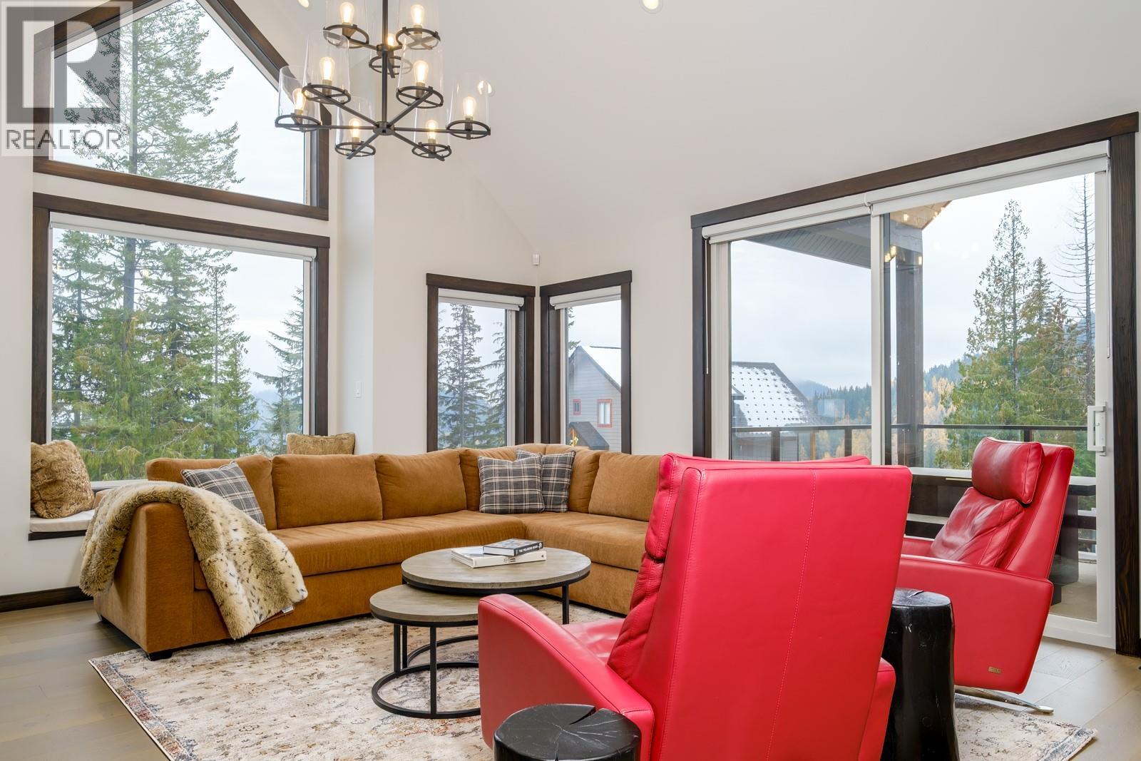 2001 Crest Road Unit# B, Rossland, British Columbia  V0G 1Y0 - Photo 21 - 10366877