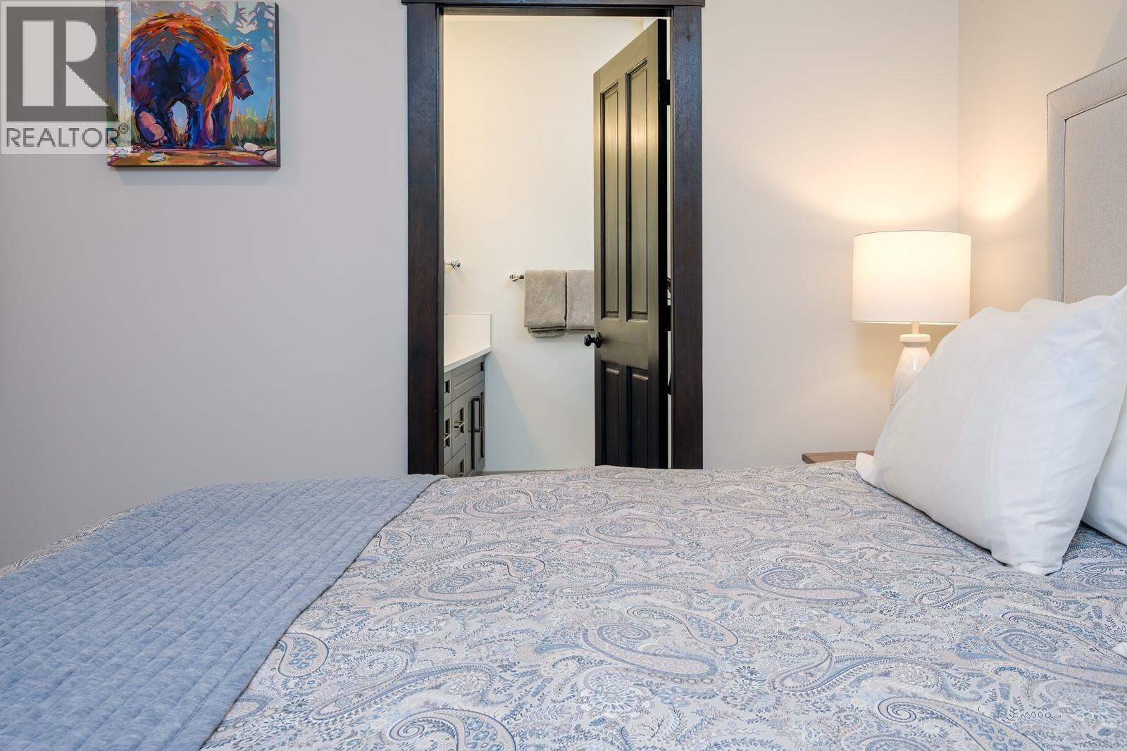 2001 Crest Road Unit# B, Rossland, British Columbia  V0G 1Y0 - Photo 25 - 10366877