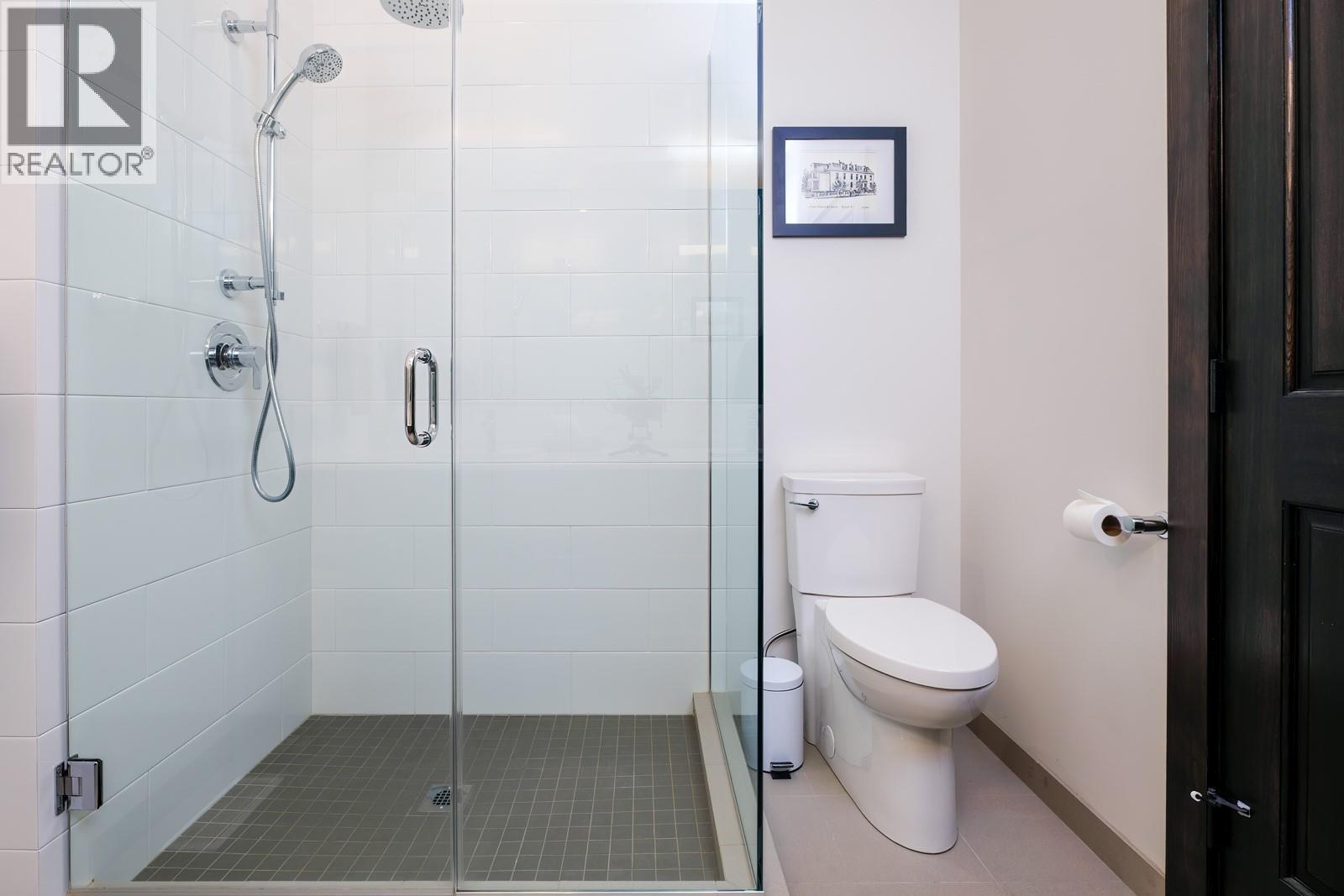 2001 Crest Road Unit# B, Rossland, British Columbia  V0G 1Y0 - Photo 28 - 10366877