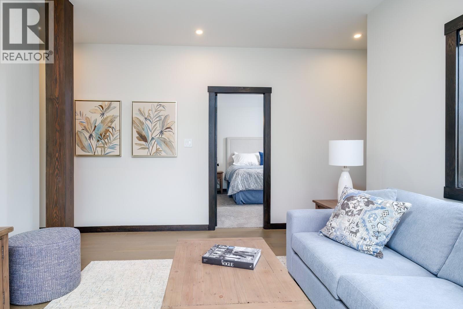 2001 Crest Road Unit# B, Rossland, British Columbia  V0G 1Y0 - Photo 39 - 10366877