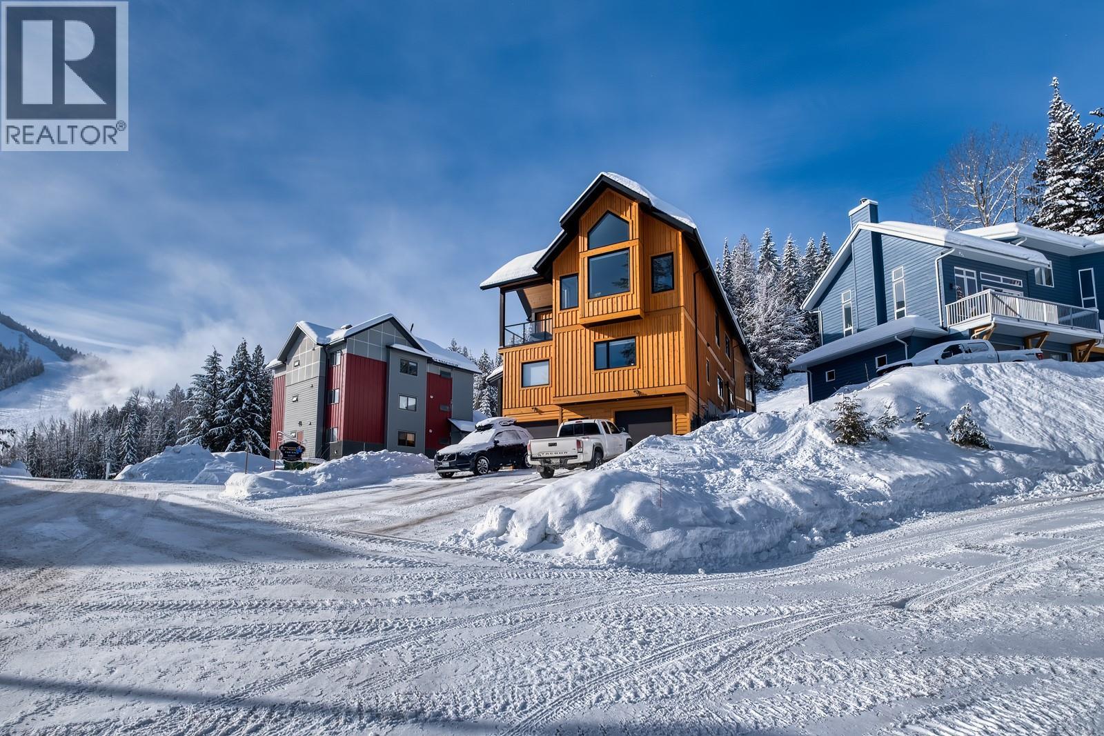 2001 Crest Road Unit# B, Rossland, British Columbia  V0G 1Y0 - Photo 59 - 10366877