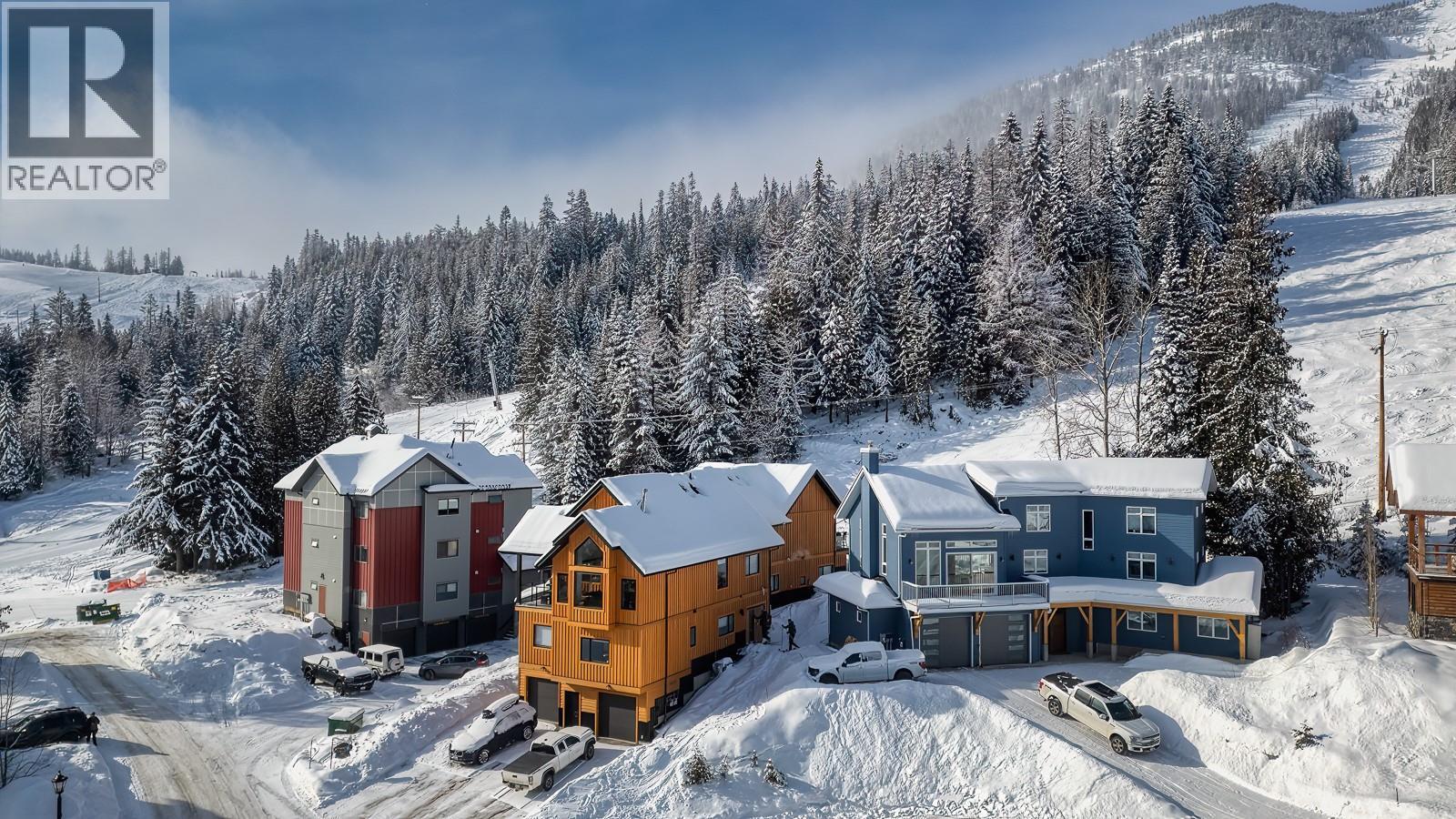 2001 Crest Road Unit# B, Rossland, British Columbia  V0G 1Y0 - Photo 64 - 10366877
