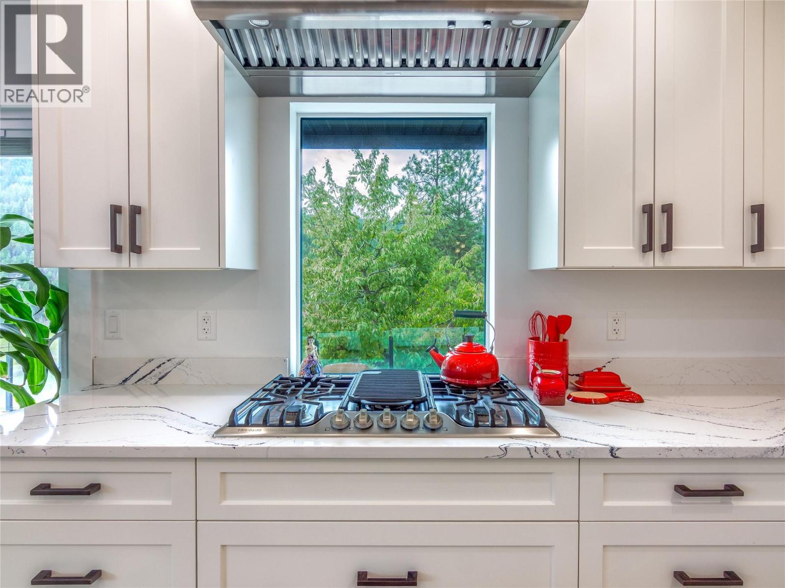 21815 Garnet Valley Road, Summerland, British Columbia  V0H 1Z3 - Photo 5 - 10367369