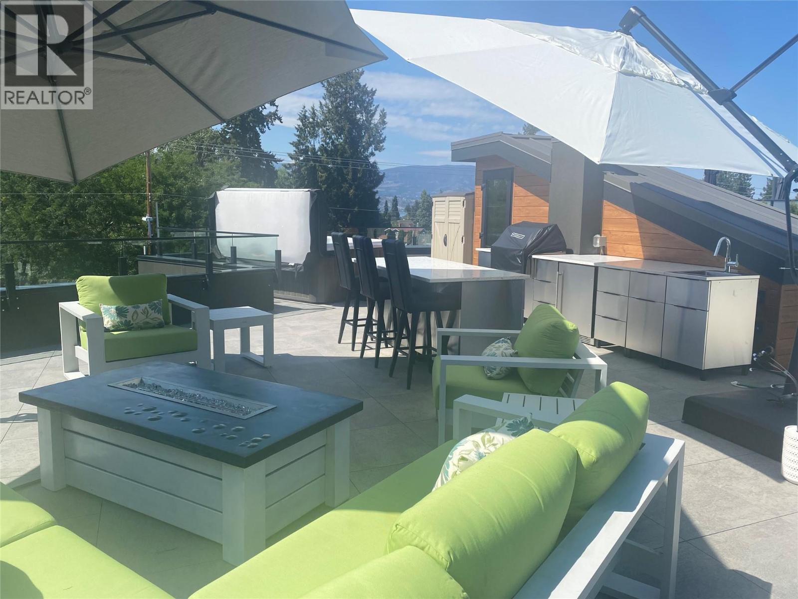 525 Mcclure Road Unit# 9, Kelowna, British Columbia  V1W 1K9 - Photo 3 - 10367336