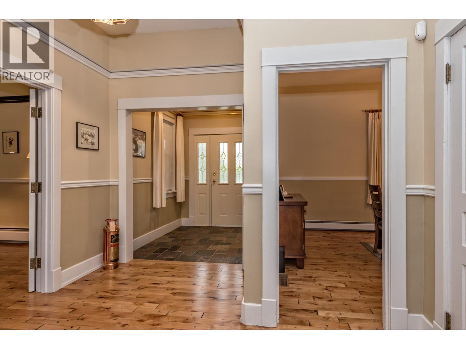 9739 Delcliffe Road, Vernon, British Columbia  V1H 1K9 - Photo 28 - 10367087