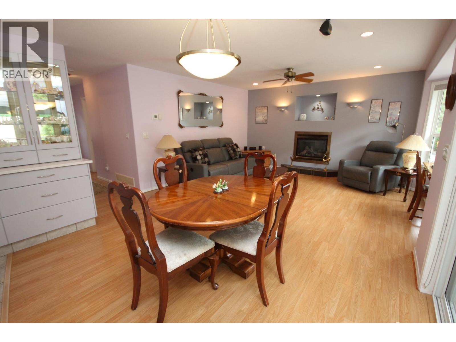 957 Morningstar Road, Oliver, British Columbia  V0H 1T6 - Photo 3 - 10367434