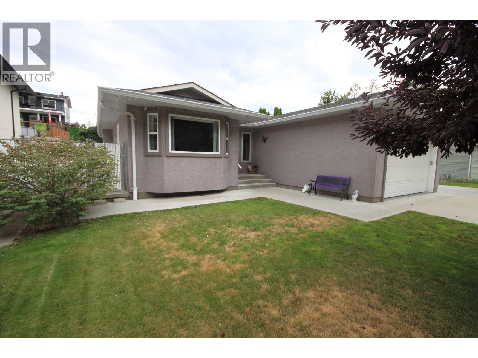 957 Morningstar Road, Oliver, British Columbia  V0H 1T6 - Photo 7 - 10367434