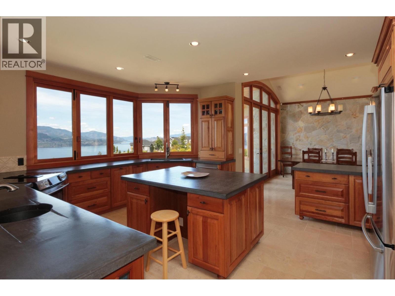 105 Timberline Road, Kelowna, British Columbia  V1W 4J6 - Photo 27 - 10367465