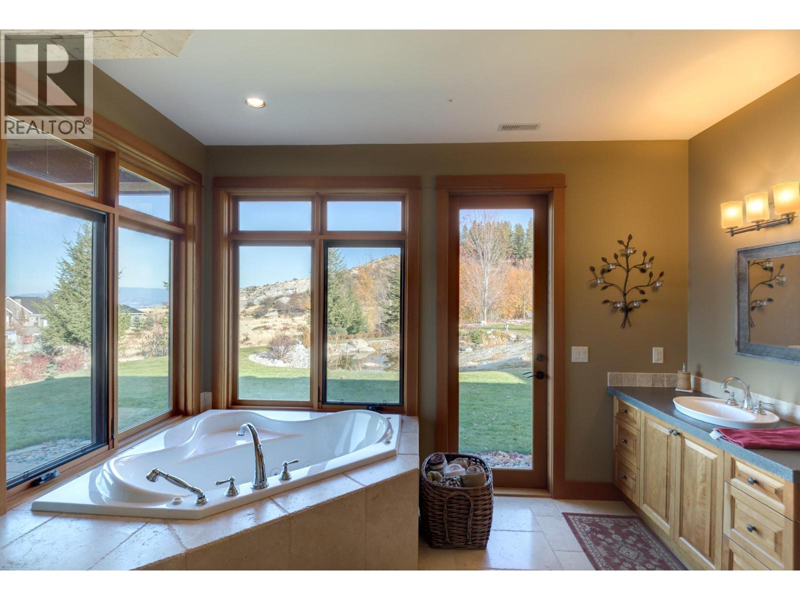 105 Timberline Road, Kelowna, British Columbia  V1W 4J6 - Photo 38 - 10367465