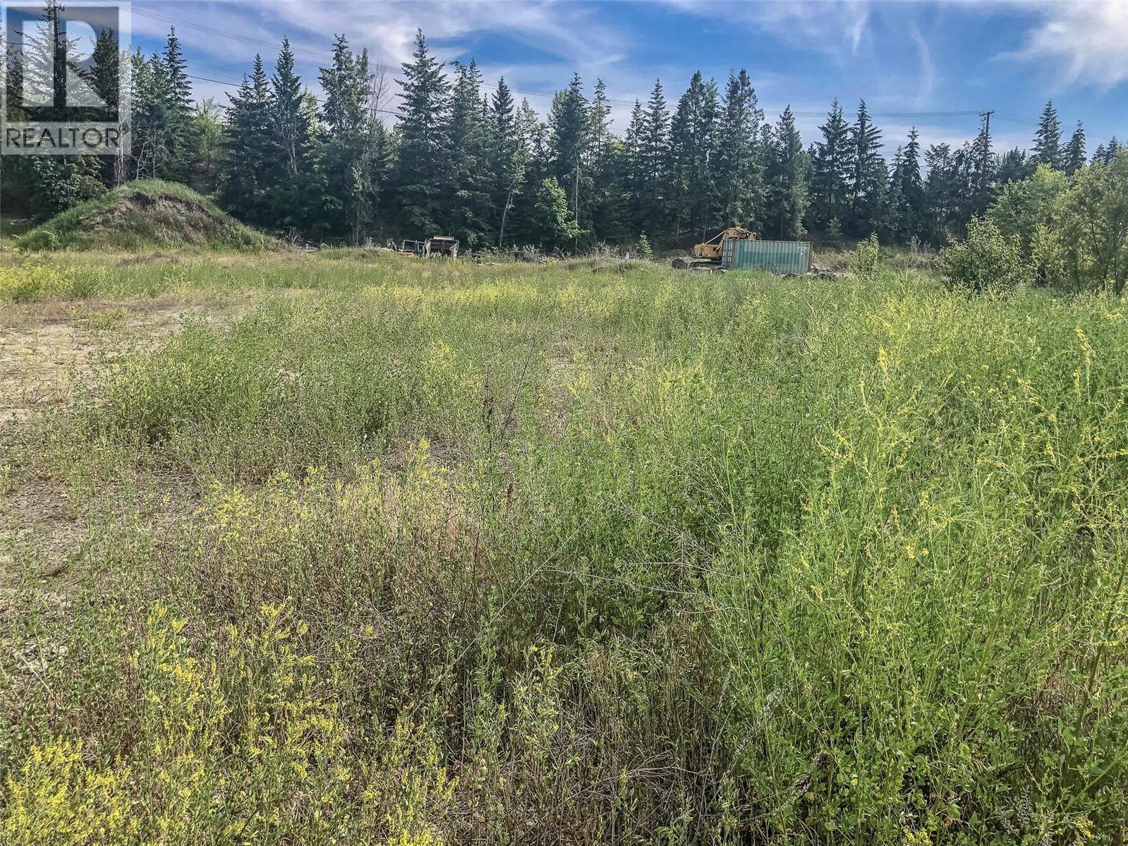 1801 48a Avenue, Vernon, British Columbia  V1Y 8B7 - Photo 2 - 10367410