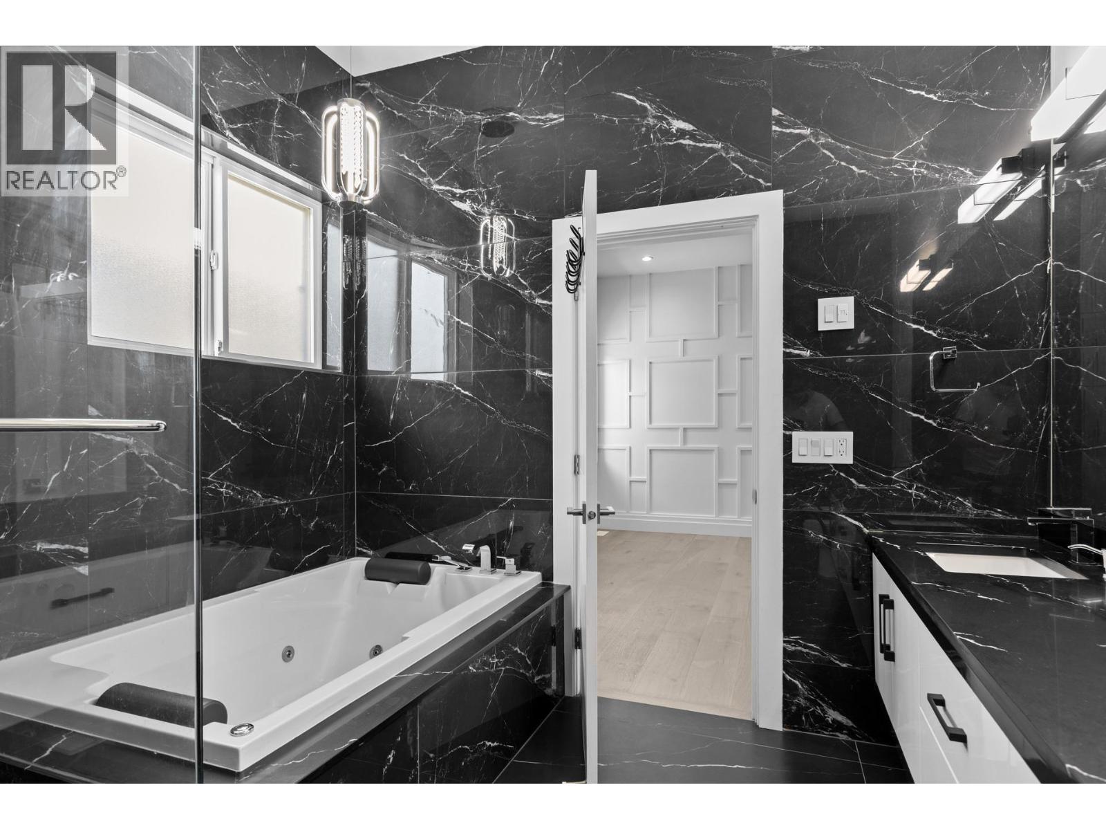 4630 Raymer Road, Kelowna, British Columbia  V1W 1J3 - Photo 35 - 10367598