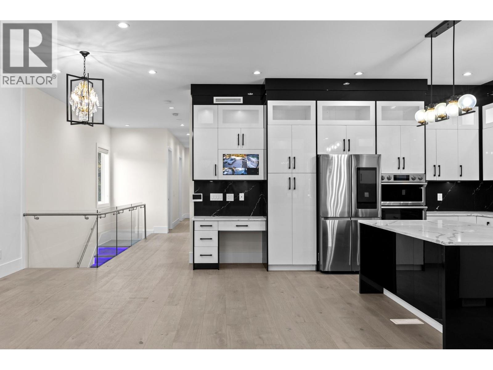 4630 Raymer Road, Kelowna, British Columbia  V1W 1J3 - Photo 8 - 10367598