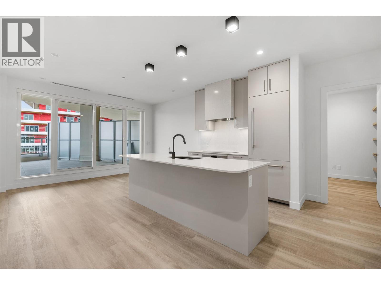 3340 Lakeshore Road Unit# 802, Kelowna, British Columbia  V1W 0H6 - Photo 7 - 10367666