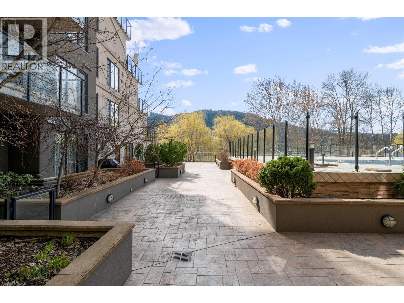 326 Mara Lake Lane Unit# 401, Sicamous, British Columbia  V0E 2V1 - Photo 37 - 10367660