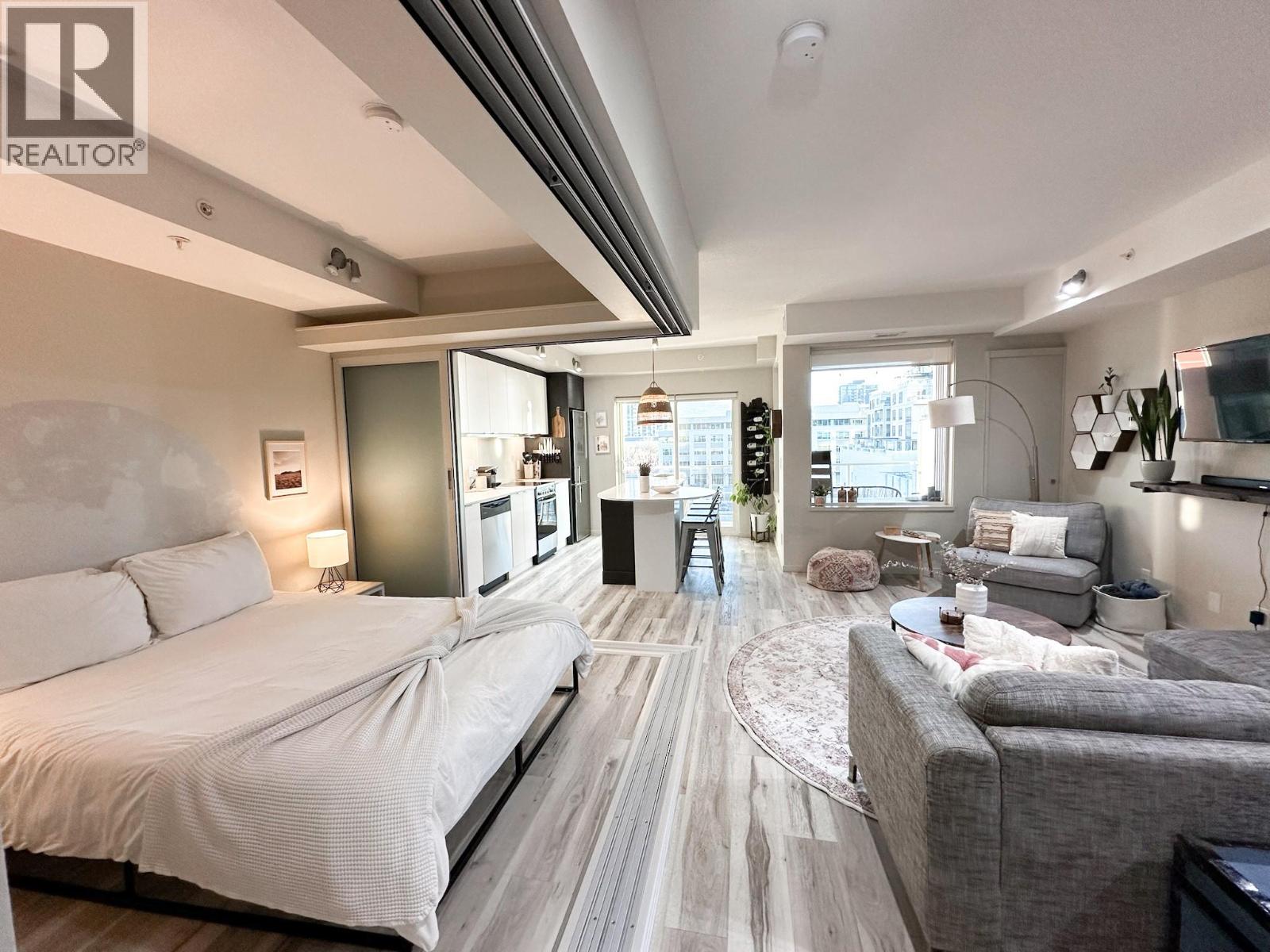 1350 St Paul Street Unit# 512, Kelowna, British Columbia  V1Y 2E1 - Photo 1 - 10367646