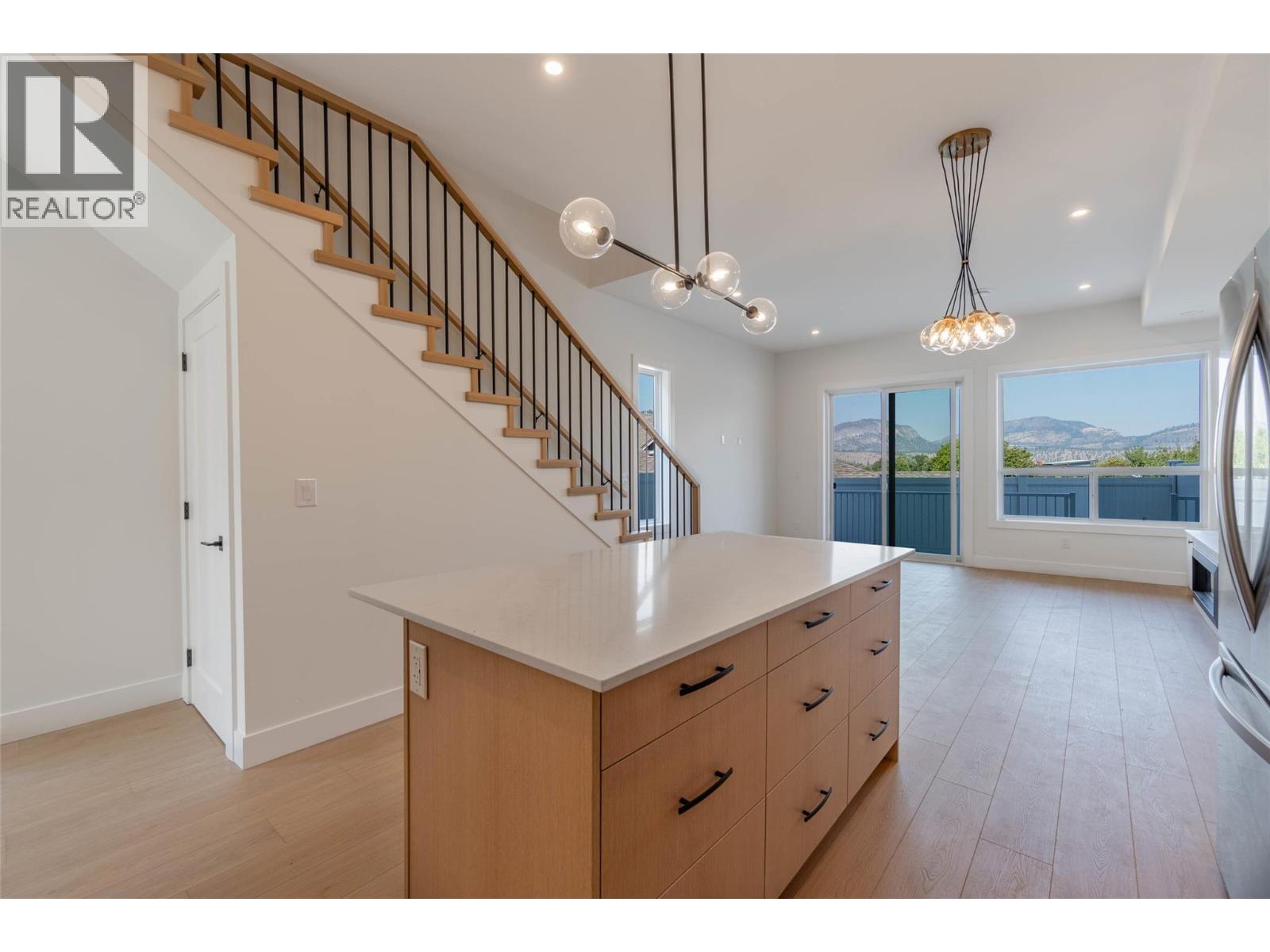 384 Chardonnay Avenue, Oliver, British Columbia  V0H 1T4 - Photo 12 - 10367592