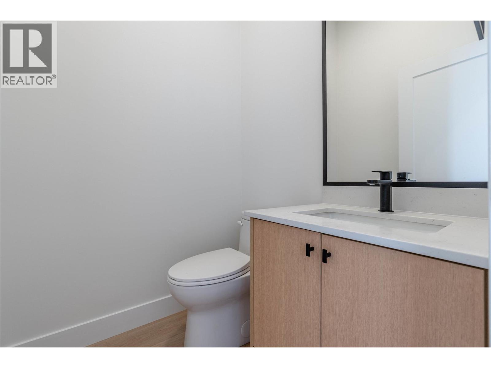 384 Chardonnay Avenue, Oliver, British Columbia  V0H 1T4 - Photo 7 - 10367592