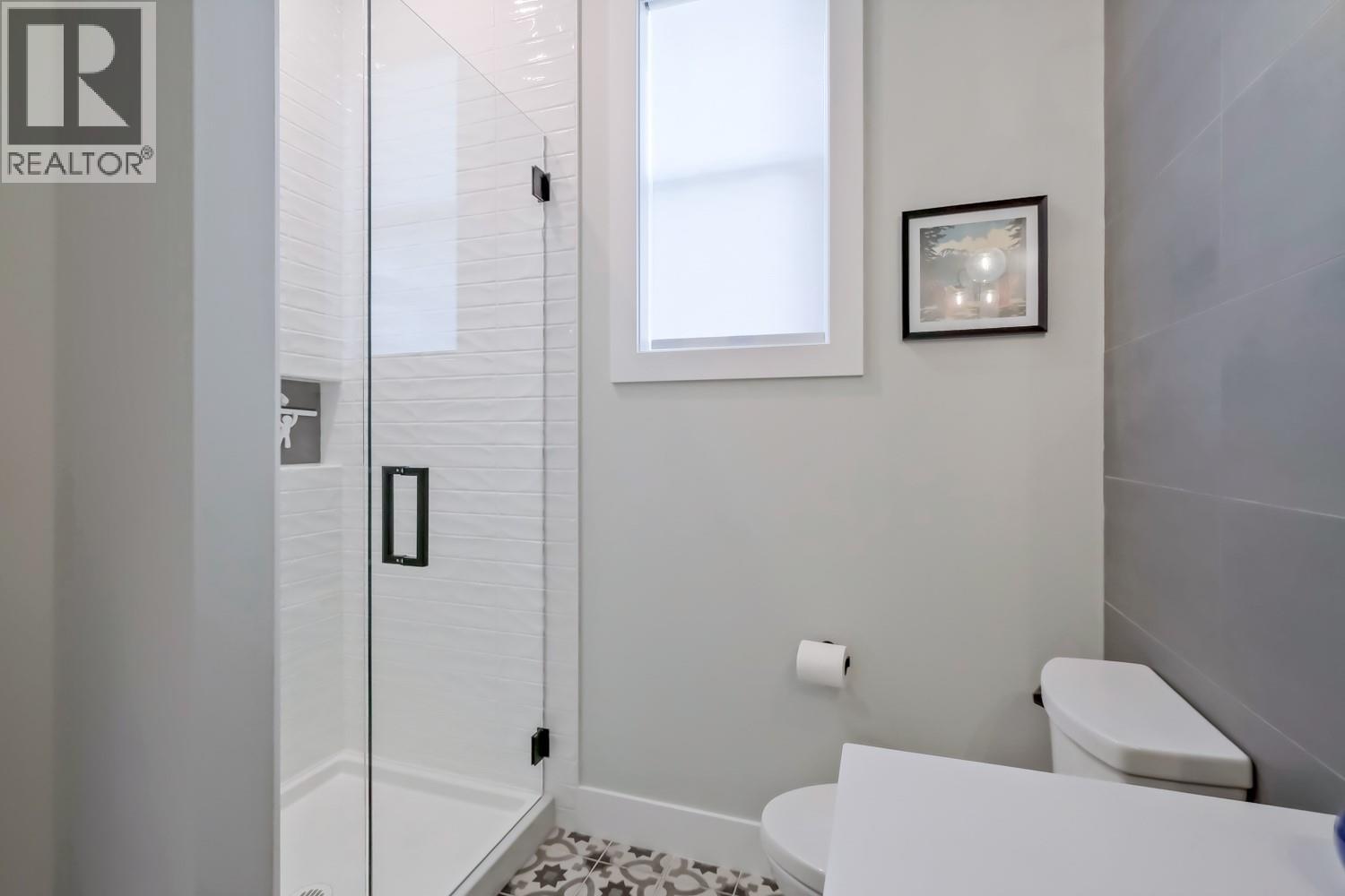 9874 Beacon Hill Drive, Lake Country, British Columbia  V4V 0A9 - Photo 11 - 10367340