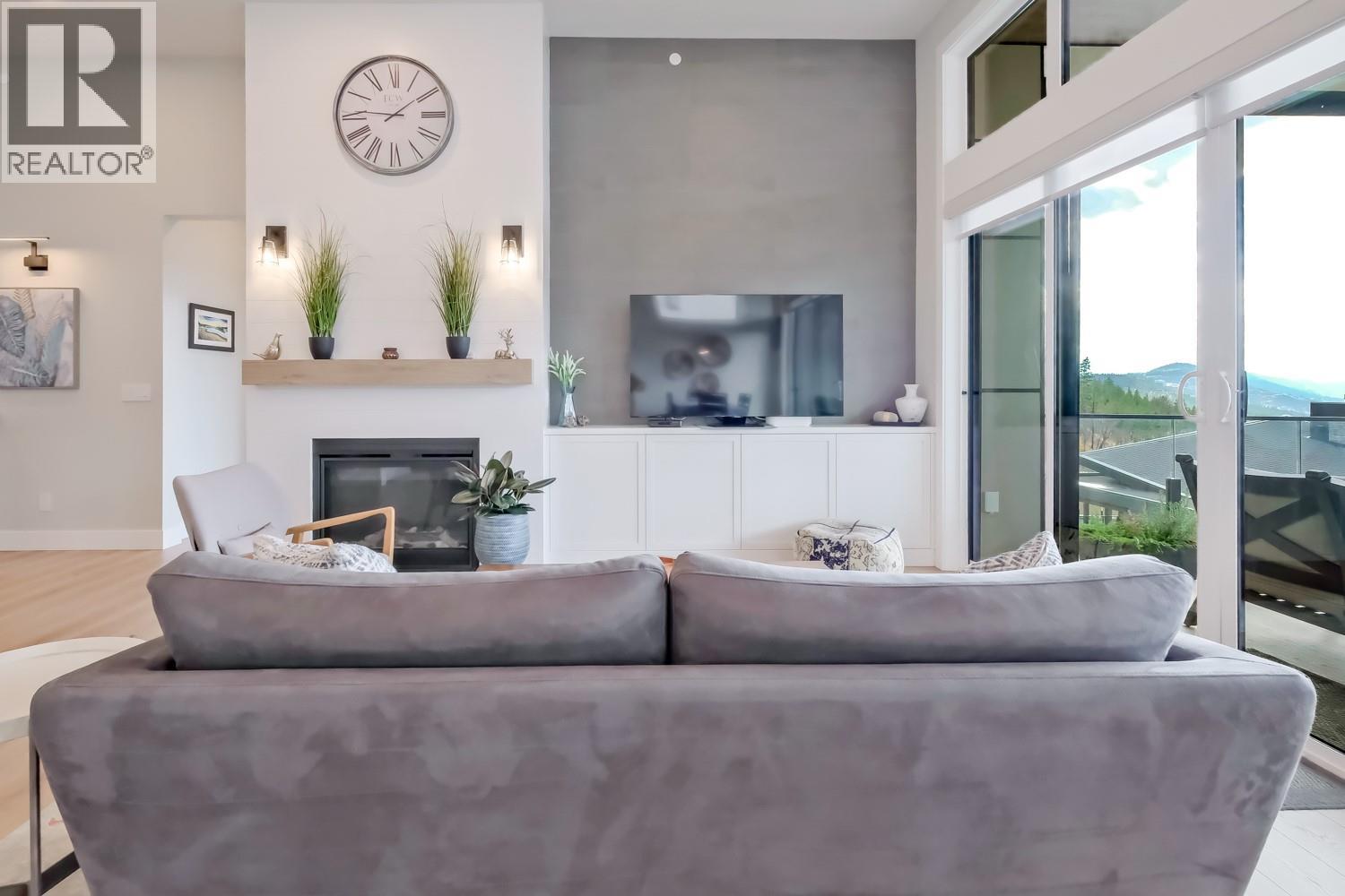 9874 Beacon Hill Drive, Lake Country, British Columbia  V4V 0A9 - Photo 31 - 10367340